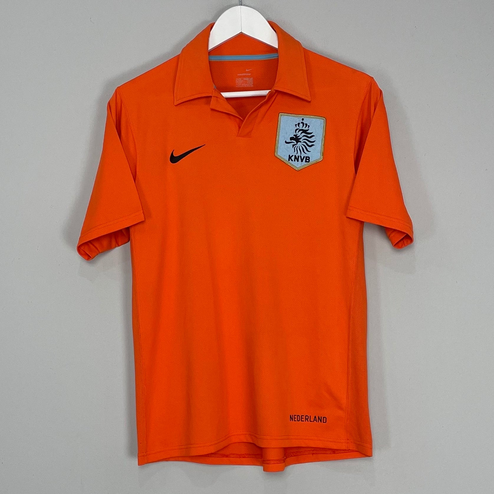 Shop 2006/08 NETHERLANDS HOME SHIRT (S) NIKE, classic football shirts, vintage football shirts & retro soccer jerseys at Cult Kits