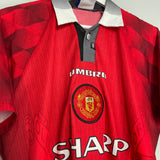 Shop 1996/98 MANCHESTER UNITED CANTONA #7 HOME SHIRT (M) UMBRO, classic football shirts, vintage football shirts & retro soccer jerseys at Cult Kits