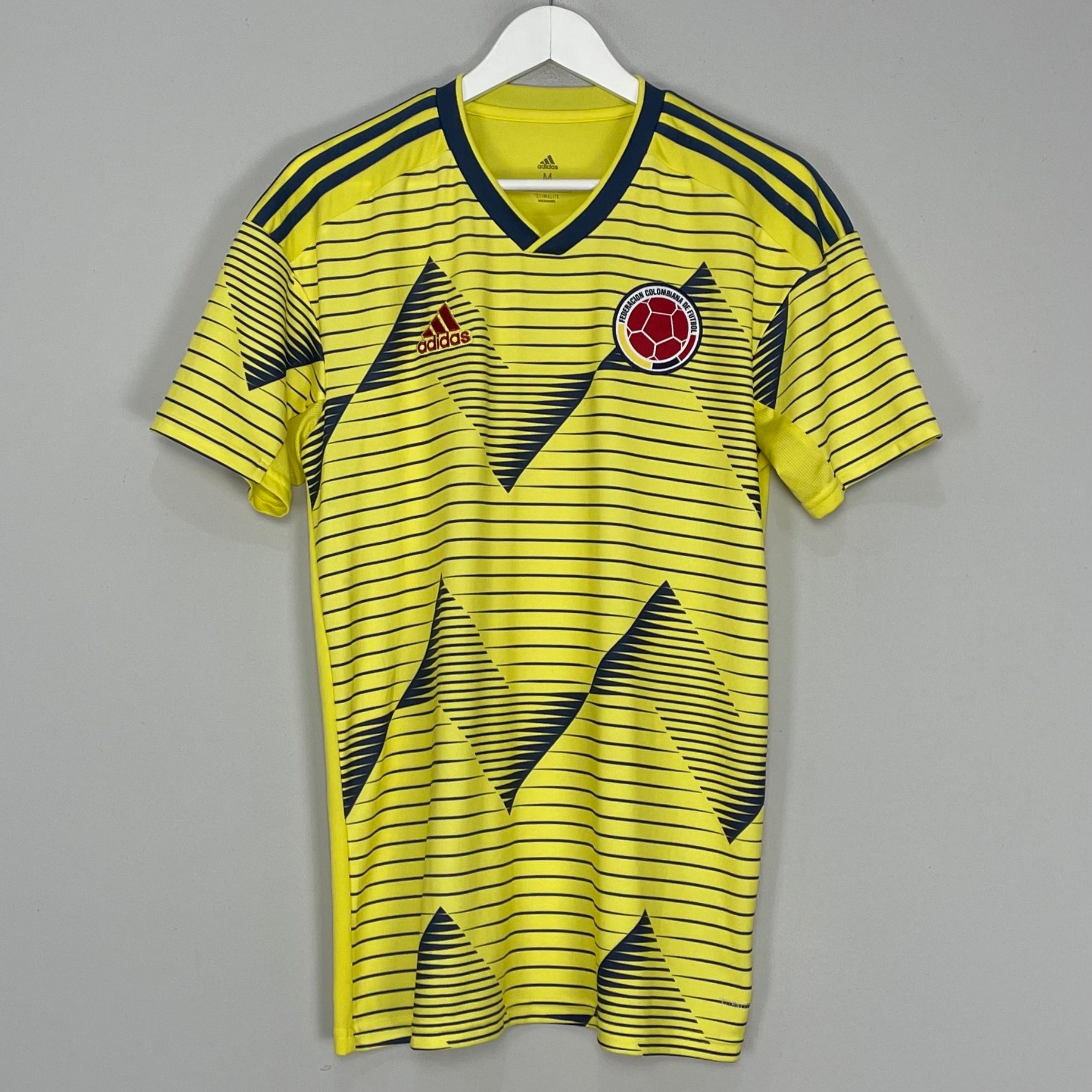 Shop 2019/20 COLOMBIA HOME SHIRT (M) ADIDAS, classic football shirts, vintage football shirts & retro soccer jerseys at Cult Kits