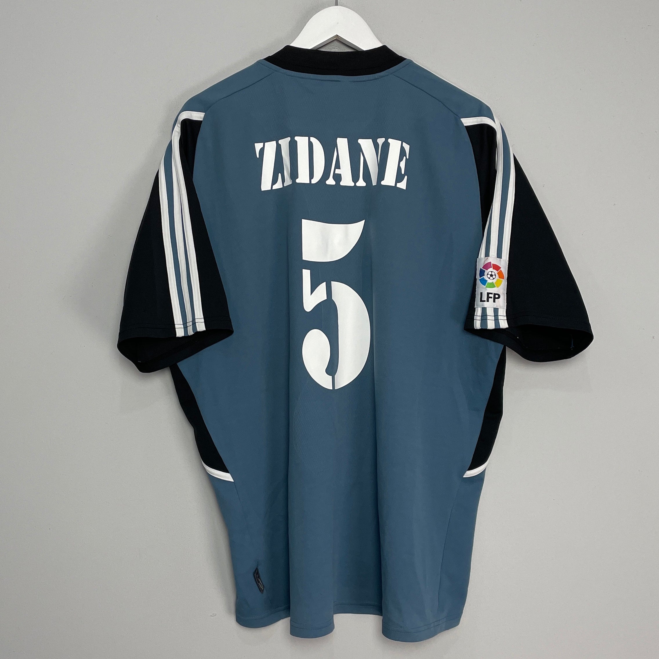 Shop 2001 REAL MADRID ZIDANE #5 THIRD SHIRT (XL) ADIDAS, classic football shirts, vintage football shirts & retro soccer jerseys at Cult Kits