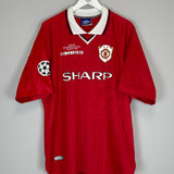 Shop 1999/00 MANCHESTER UNITED BECKHAM #7 C/L WINNERS HOME SHIRT (XXL) UMBRO, classic football shirts, vintage football shirts & retro soccer jerseys at Cult Kits