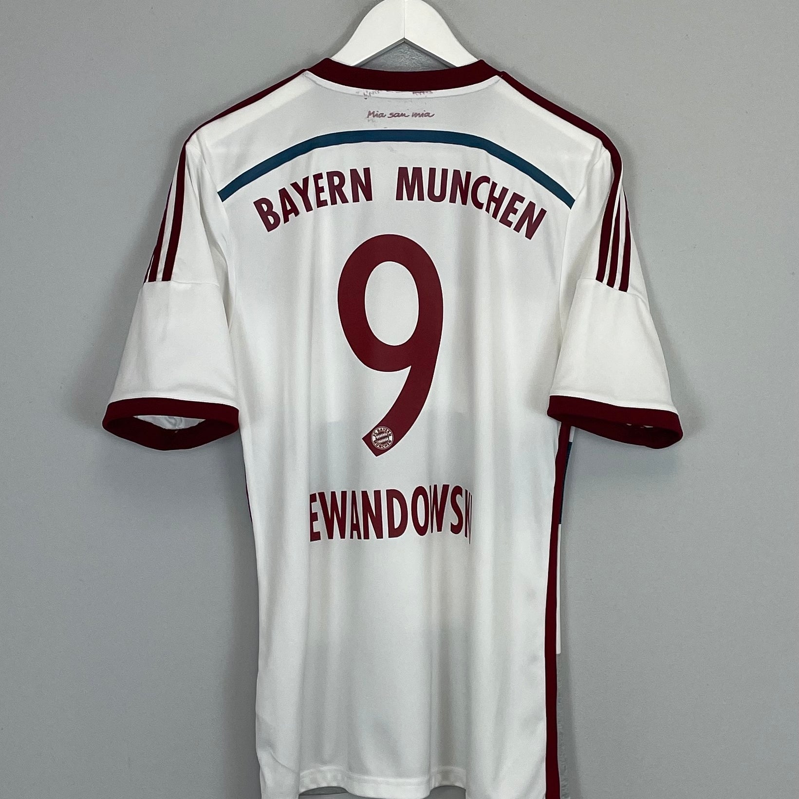Shop 2014/15 BAYERN MUNICH LEWANDOWSKI #9 AWAY SHIRT (M) ADIDAS, classic football shirts, vintage football shirts & retro soccer jerseys at Cult Kits