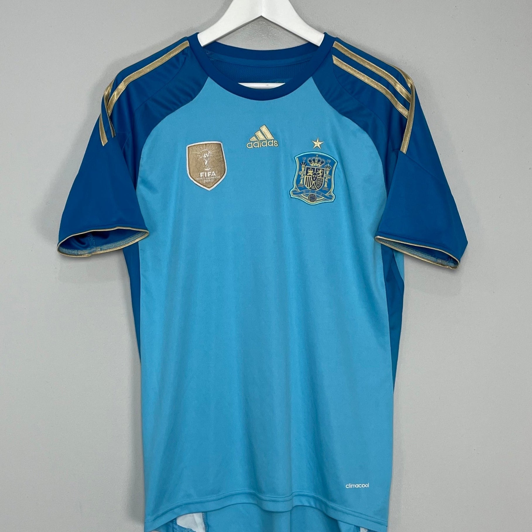 Shop 2013/15 SPAIN GK SHIRT (M) ADIDAS, classic football shirts, vintage football shirts & retro soccer jerseys at Cult Kits