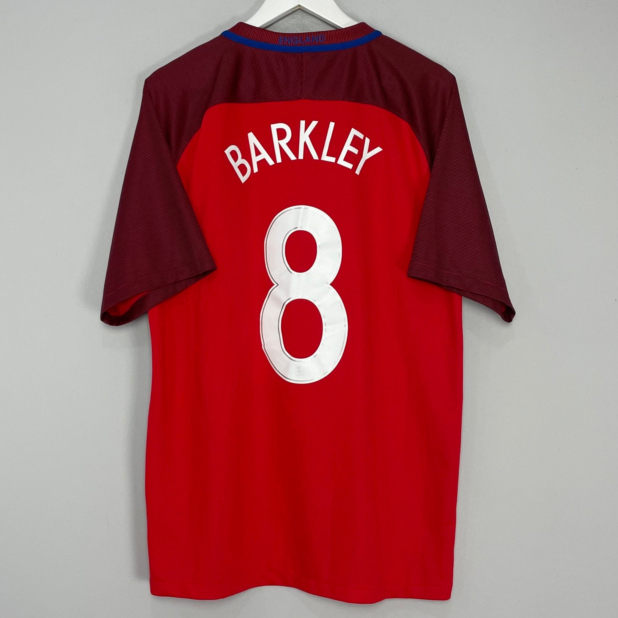 Shop 2016/17 ENGLAND BARKLEY #8 AWAY SHIRT (XL) NIKE, classic football shirts, vintage football shirts & retro soccer jerseys at Cult Kits