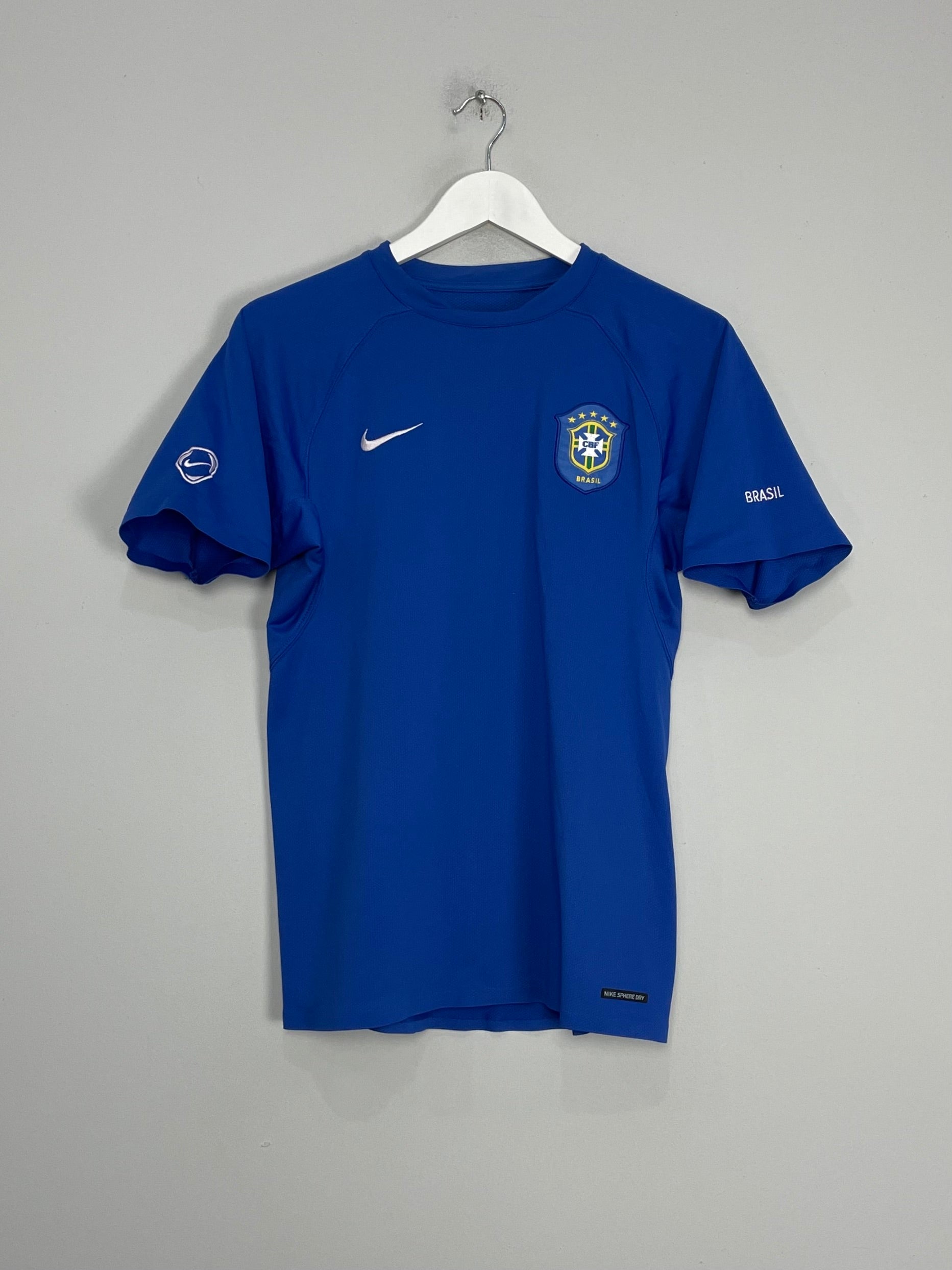 Shop 2006/08 BRAZIL TRAINING SHIRT (S) NIKE, classic football shirts, vintage football shirts & retro soccer jerseys at Cult Kits