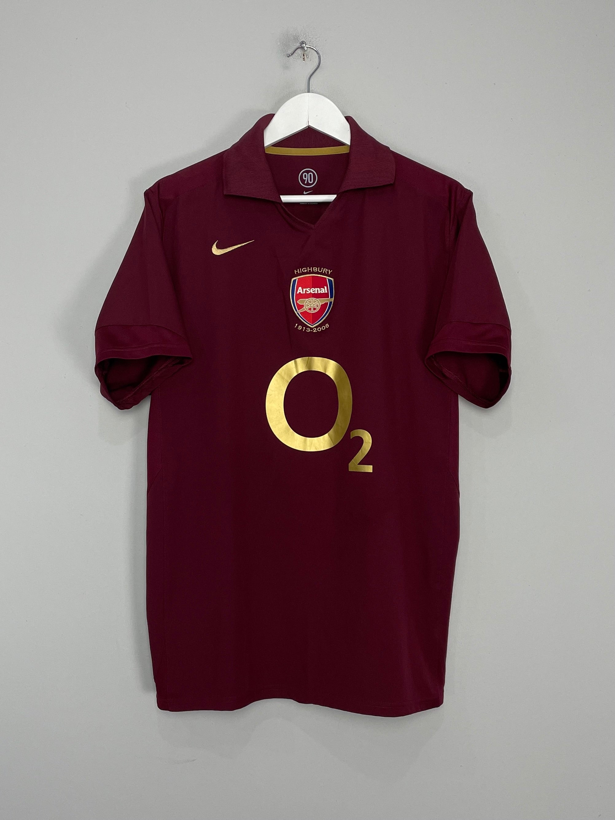 Shop 2005/06 ARSENAL HENRY #14 HOME SHIRT (M) NIKE, classic football shirts, vintage football shirts & retro soccer jerseys at Cult Kits