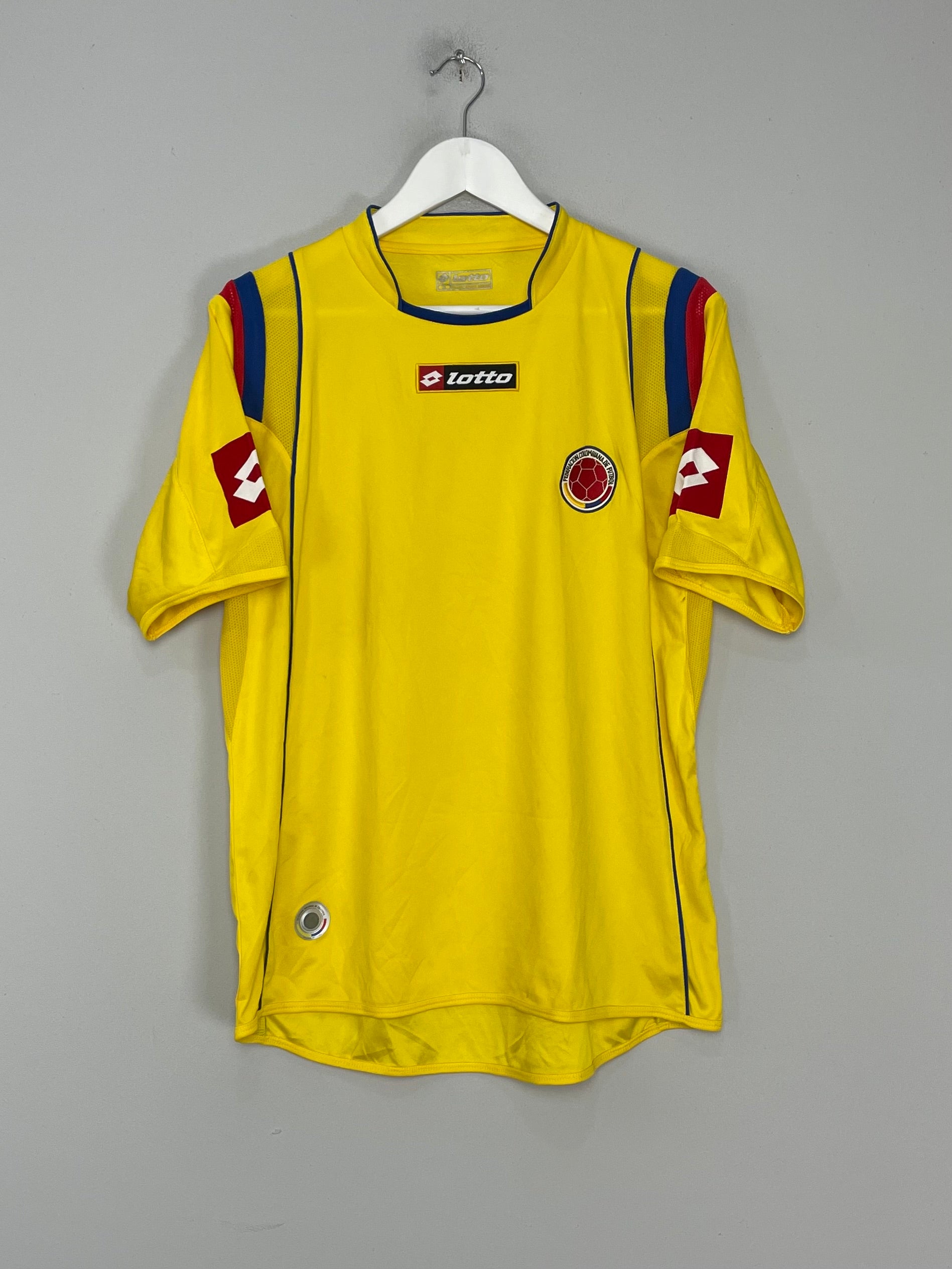 Shop 2009/10 COLOMBIA HOME SHIRT (M) LOTTO, classic football shirts, vintage football shirts & retro soccer jerseys at Cult Kits