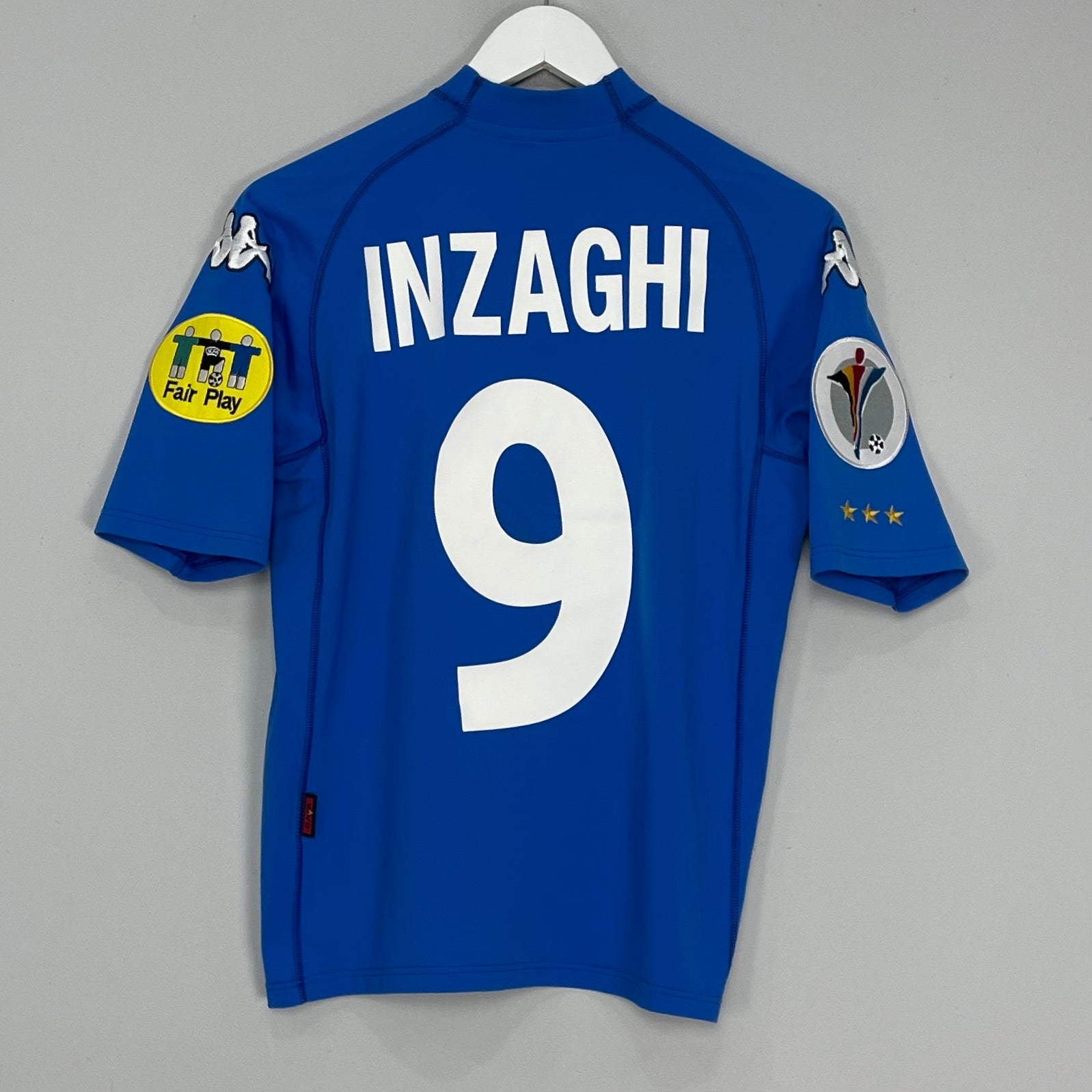 Shop 2000/02 ITALY INZAGHI #9 HOME SHIRT (M) KAPPA, classic football shirts, vintage football shirts & retro soccer jerseys at Cult Kits