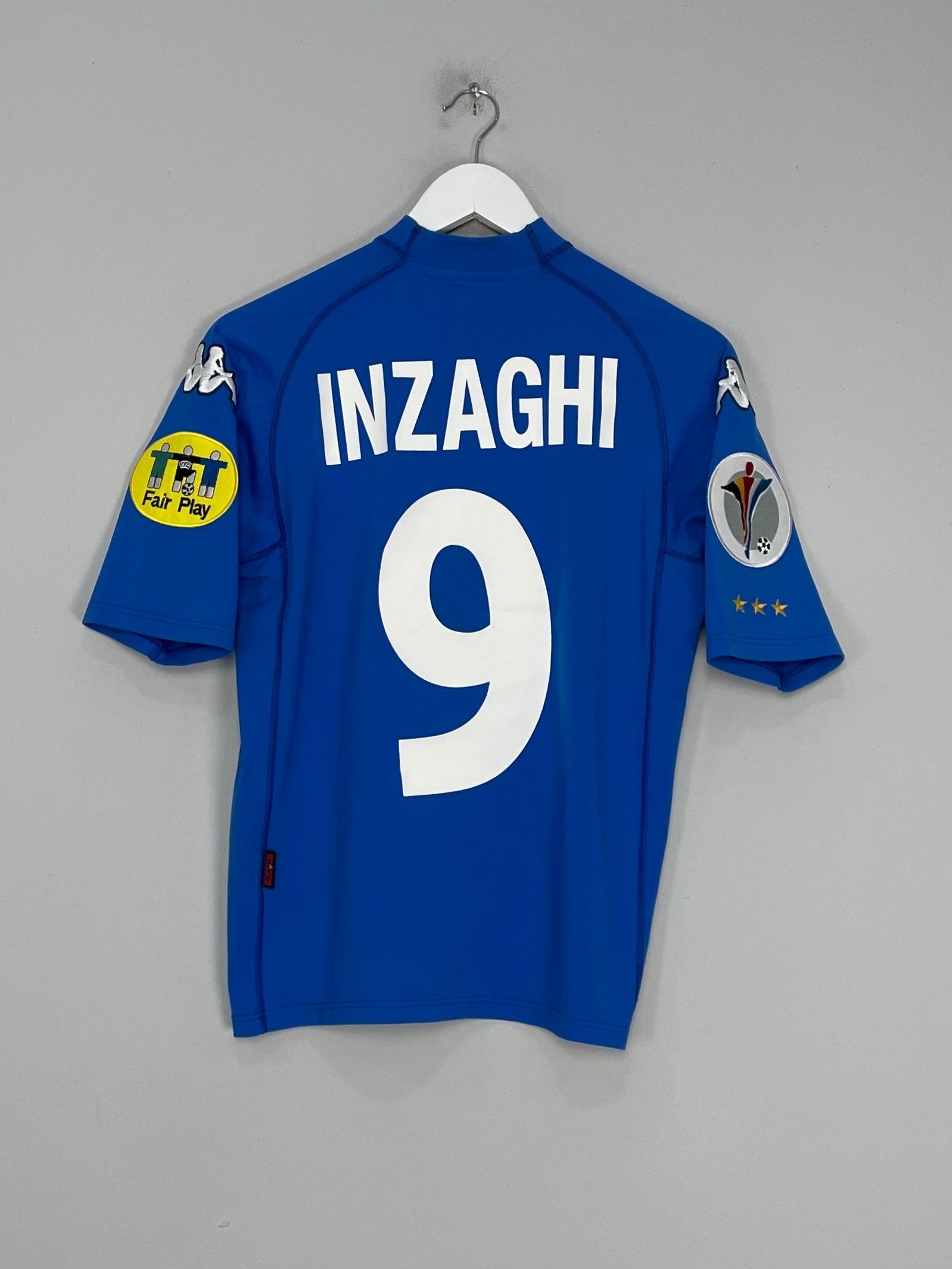 Shop 2000/02 ITALY INZAGHI #9 HOME SHIRT (M) KAPPA, classic football shirts, vintage football shirts & retro soccer jerseys at Cult Kits