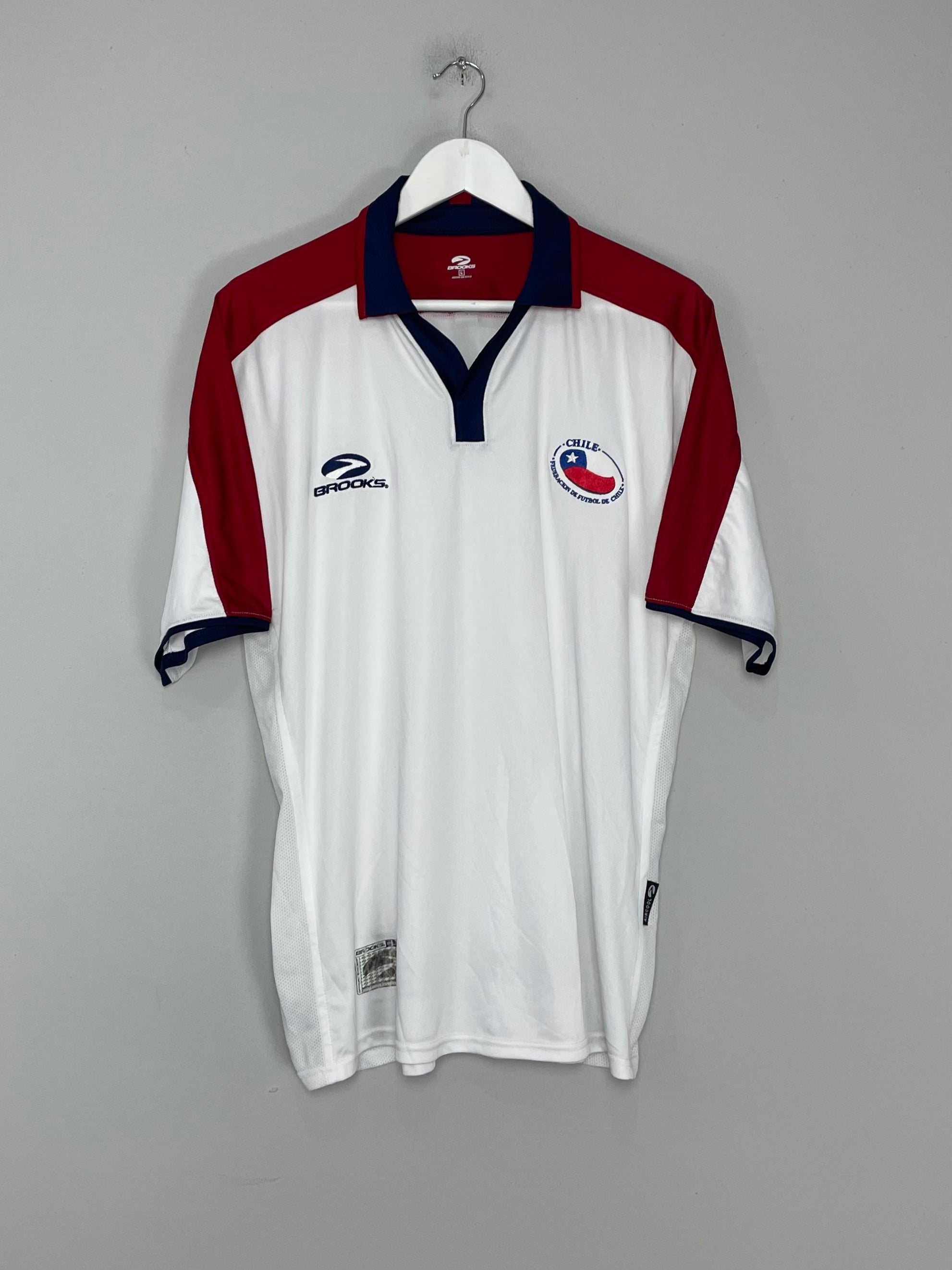 Shop 2004/05 CHILE AWAY SHIRT (L) BROOKS, classic football shirts, vintage football shirts & retro soccer jerseys at Cult Kits
