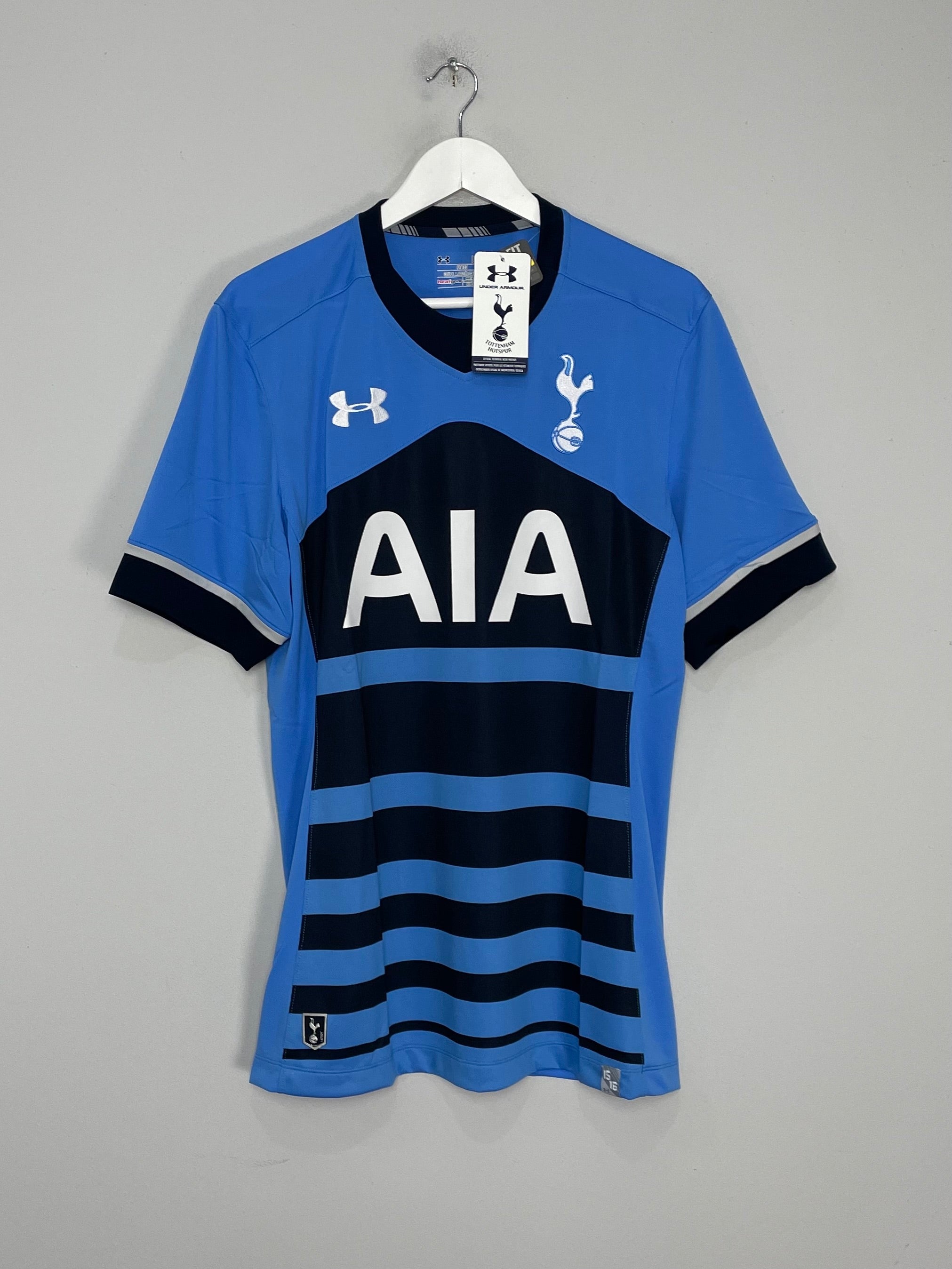 Shop 2015/16 TOTTENHAM KANE #10 *BNWT* AWAY SHIRT (L) UNDER ARMOUR, classic football shirts, vintage football shirts & retro soccer jerseys at Cult Kits