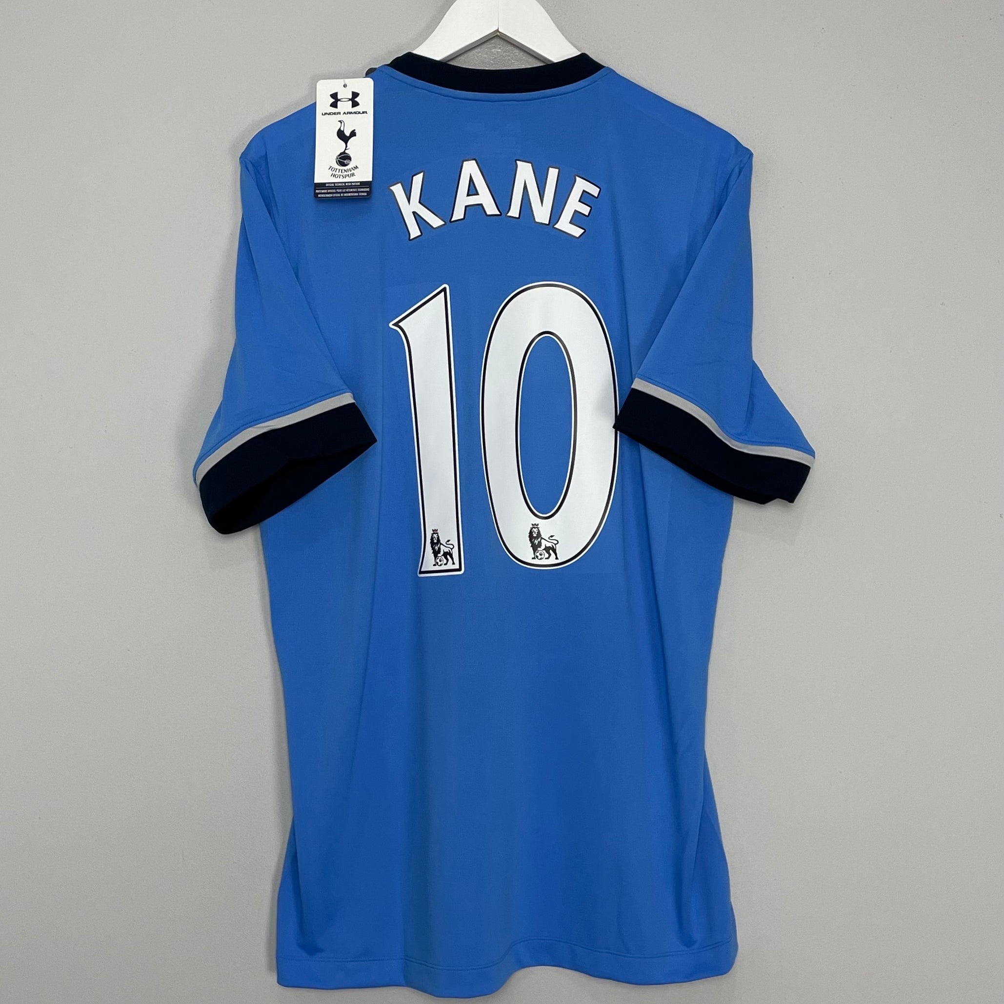 Shop 2015/16 TOTTENHAM KANE #10 *BNWT* AWAY SHIRT (L) UNDER ARMOUR, classic football shirts, vintage football shirts & retro soccer jerseys at Cult Kits