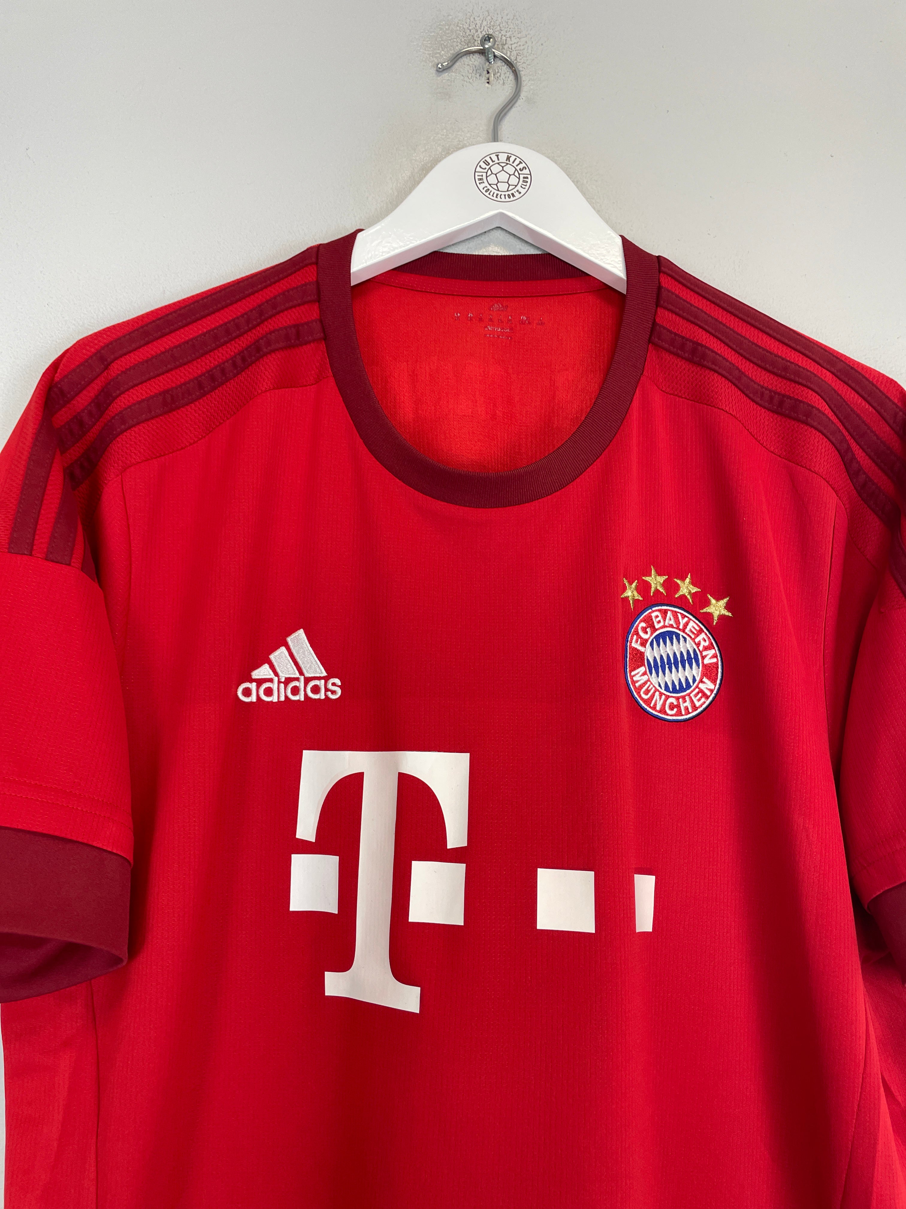 Shop 2015/16 BAYERN MUNICH VIDAL #23 HOME SHIRT (XL) ADIDAS, classic football shirts, vintage football shirts & retro soccer jerseys at Cult Kits