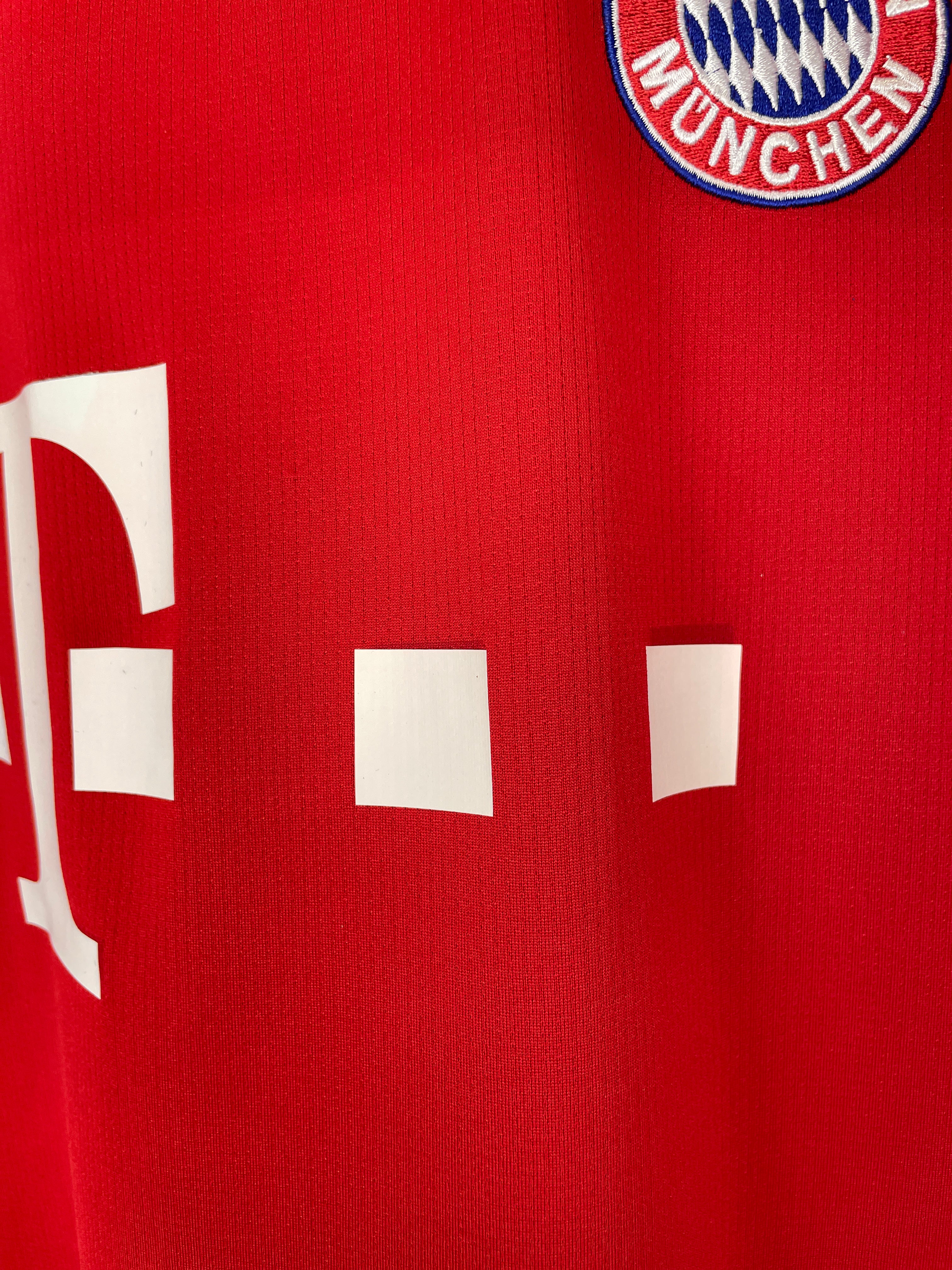 Shop 2015/16 BAYERN MUNICH VIDAL #23 HOME SHIRT (XL) ADIDAS, classic football shirts, vintage football shirts & retro soccer jerseys at Cult Kits