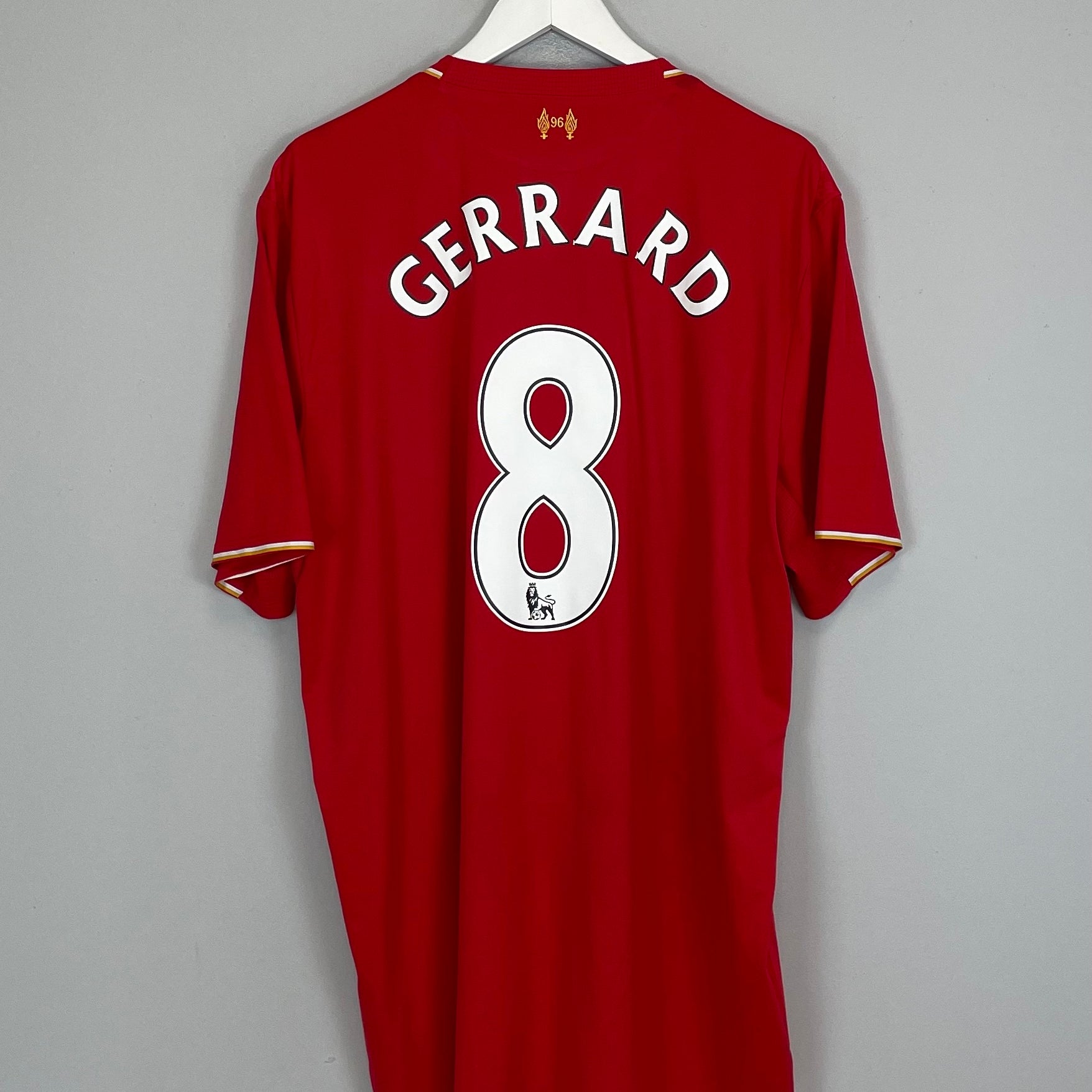 Shop 2015/16 LIVERPOL GERRARD #8 HOME SHIRT (XXL) NEW BALANCE, classic football shirts, vintage football shirts & retro soccer jerseys at Cult Kits