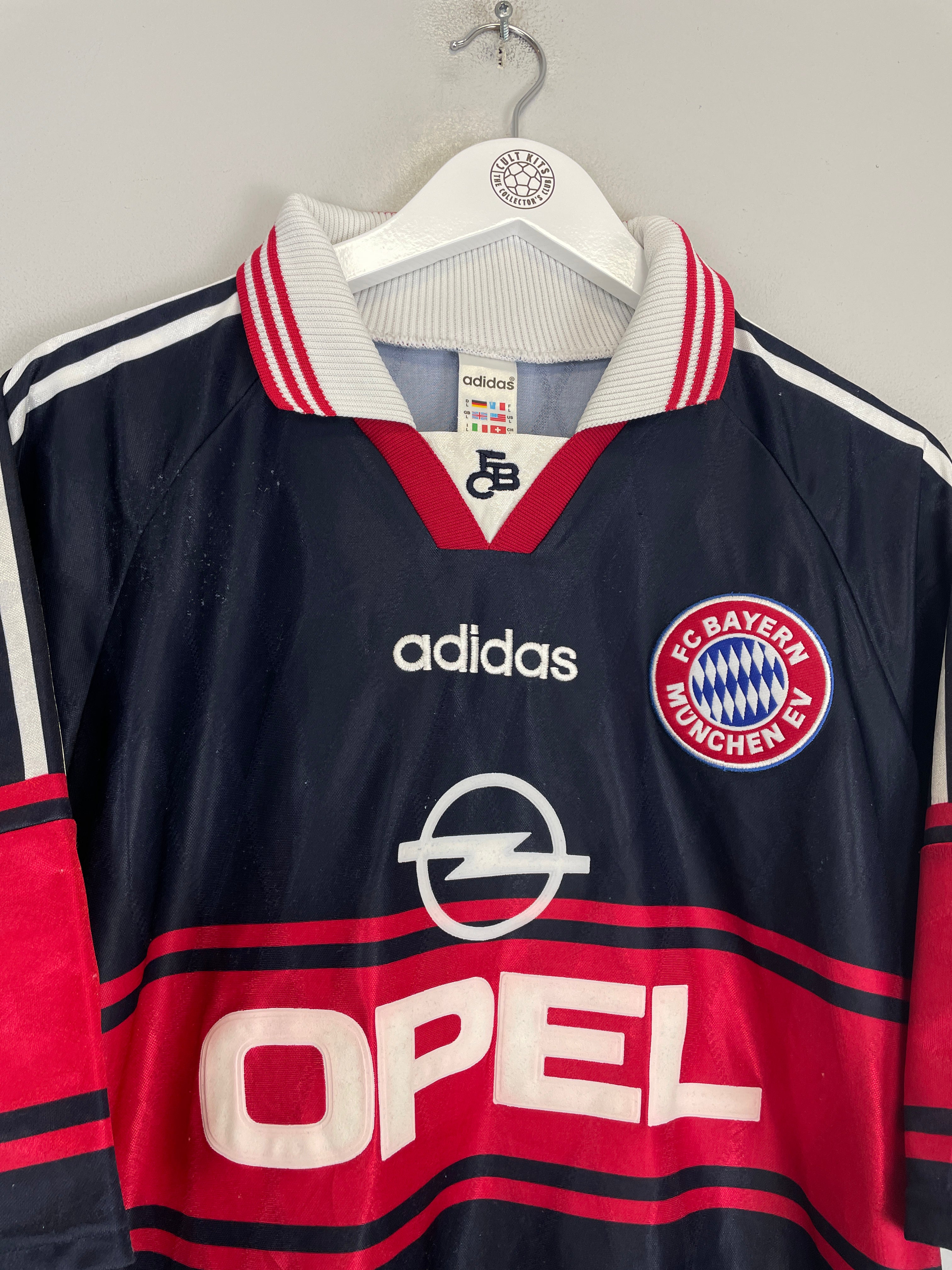 Shop 1997/99 BAYERN MUNICH HOME SHIRT (L) ADIDAS, classic football shirts, vintage football shirts & retro soccer jerseys at Cult Kits