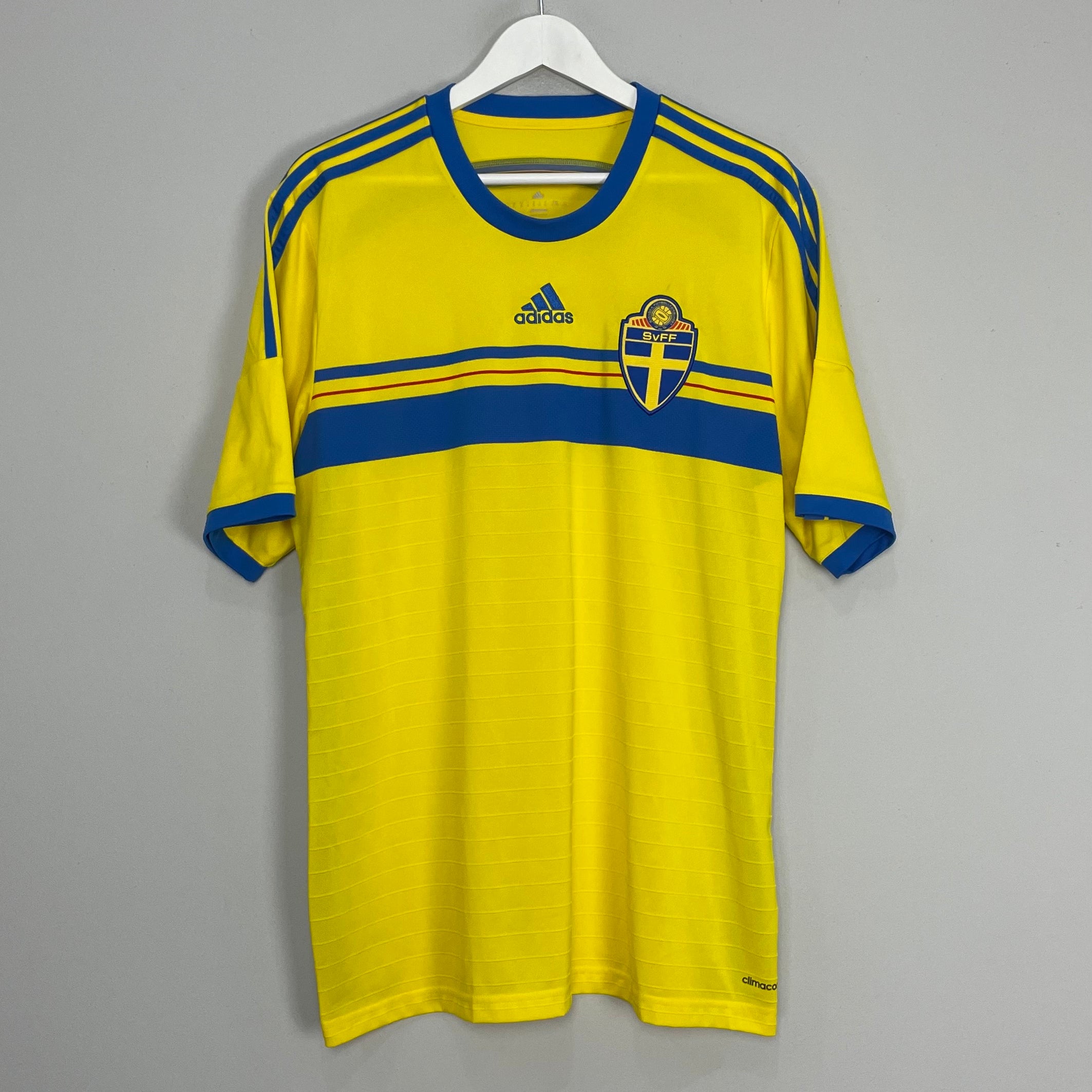 Shop 2014/15 SWEDEN HOME SHIRT (XL) ADIDAS, classic football shirts, vintage football shirts & retro soccer jerseys at Cult Kits