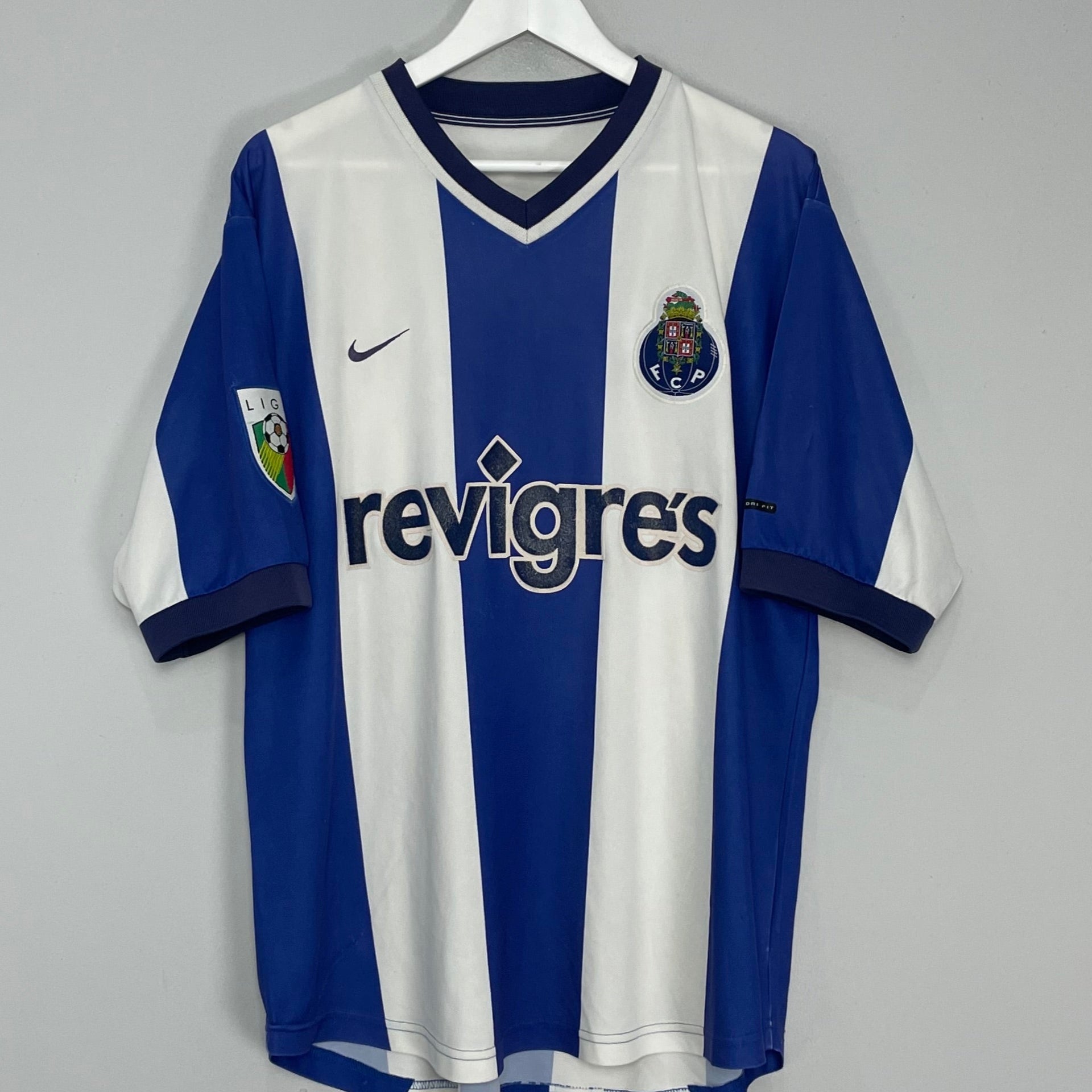 Shop 2000/01 PORTO HOME SHIRT (L) NIKE, classic football shirts, vintage football shirts & retro soccer jerseys at Cult Kits