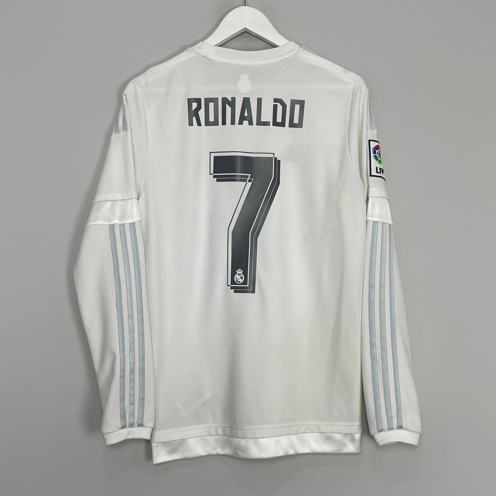 Shop 2015/16 REAL MADRID RONALDO #7 L/S HOME SHIRT (M) ADIDAS, classic football shirts, vintage football shirts & retro soccer jerseys at Cult Kits
