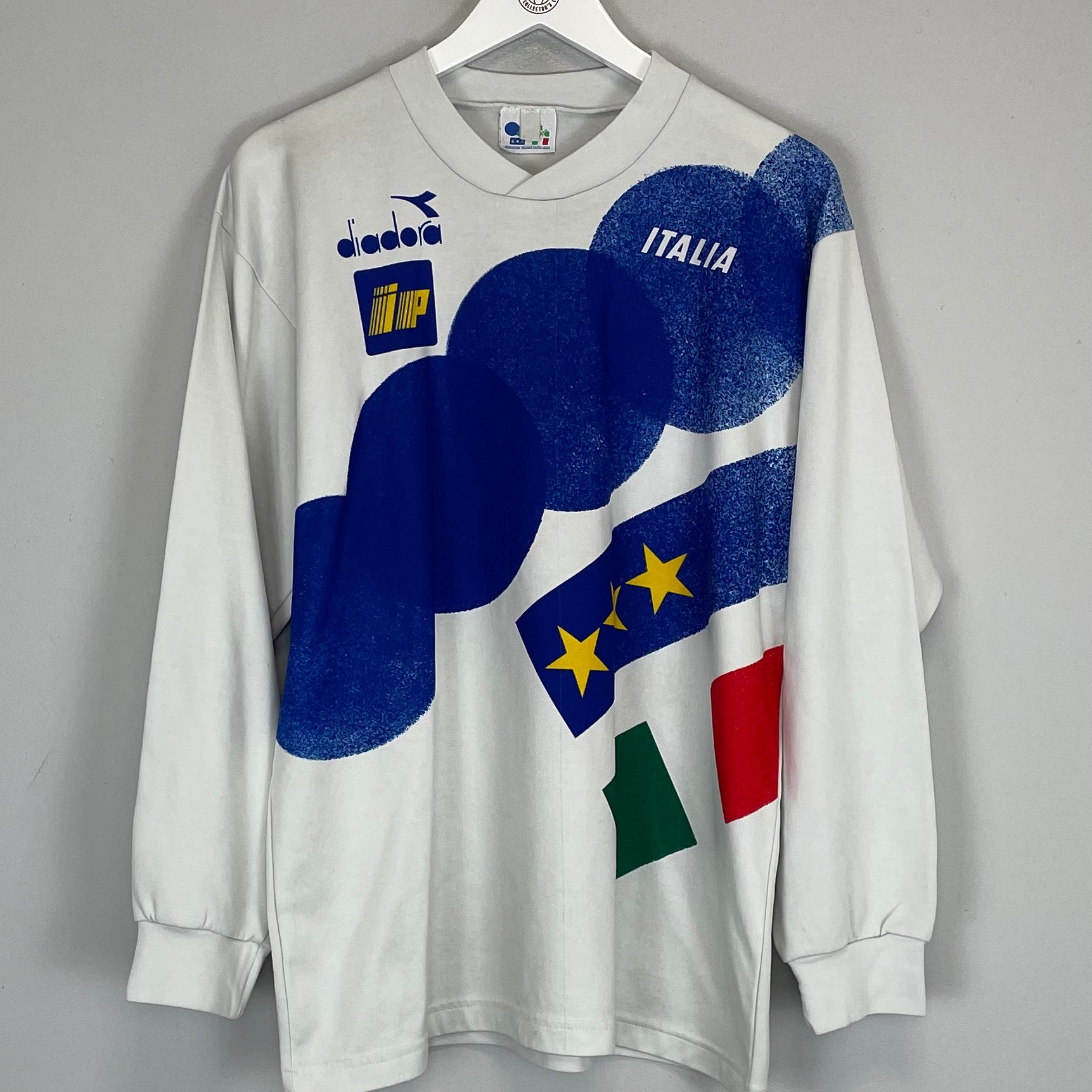 Shop 1992/94 ITALY #10 TRAINING SHIRT (M) DIADORA, classic football shirts, vintage football shirts & retro soccer jerseys at Cult Kits