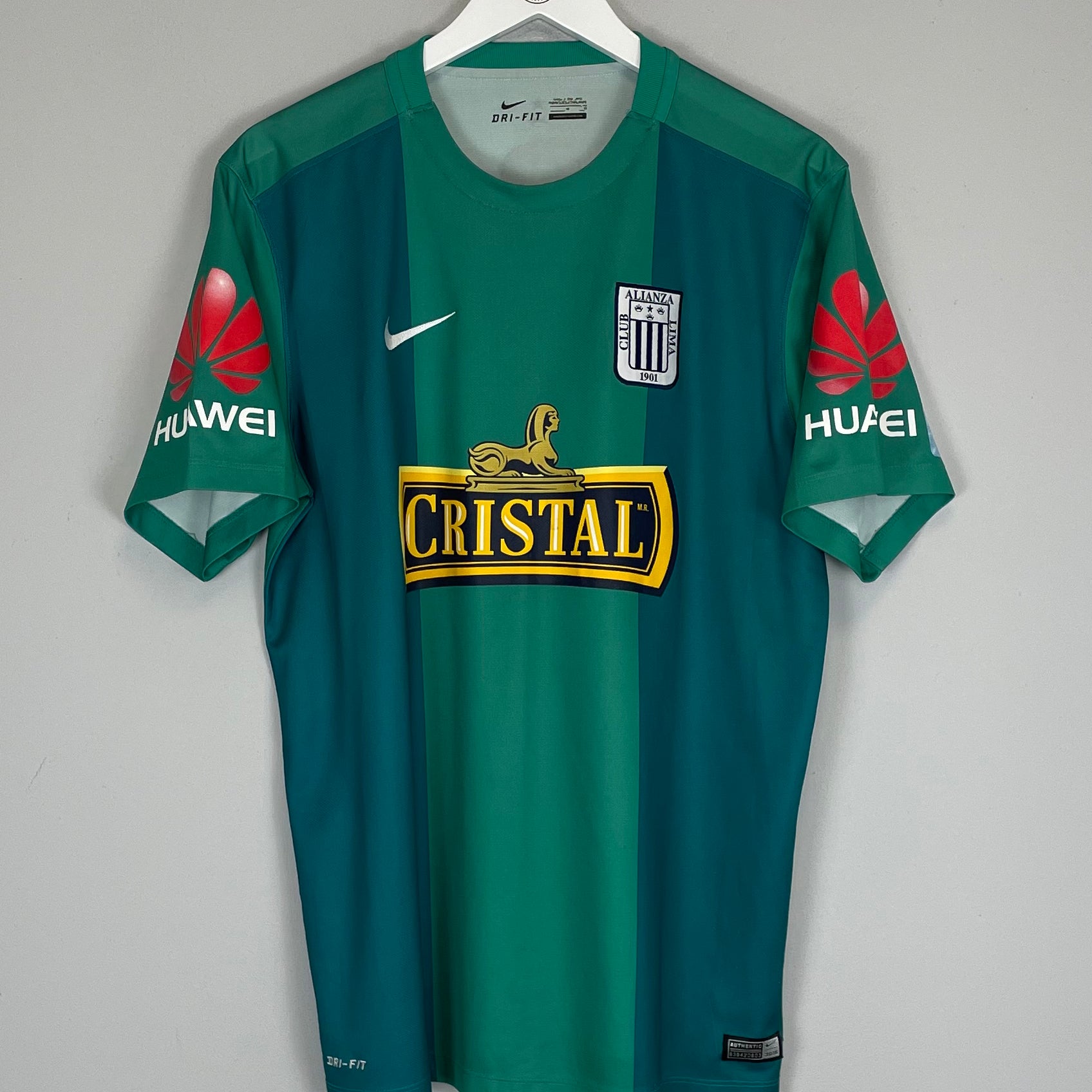 Shop 2016 ALIANZA LIMA AWAY SHIRT (L) NIKE, classic football shirts, vintage football shirts & retro soccer jerseys at Cult Kits
