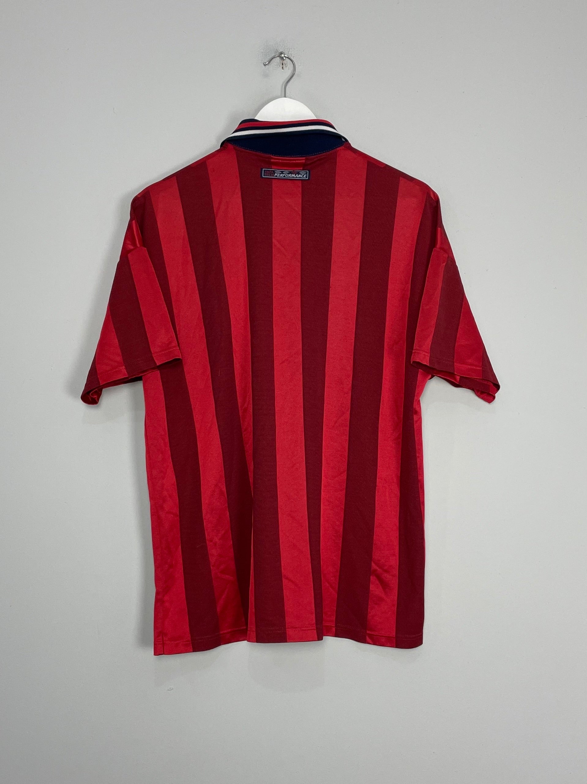 Shop 1997/99 ENGLAND AWAY SHIRT (L) UMBRO, classic football shirts, vintage football shirts & retro soccer jerseys at Cult Kits