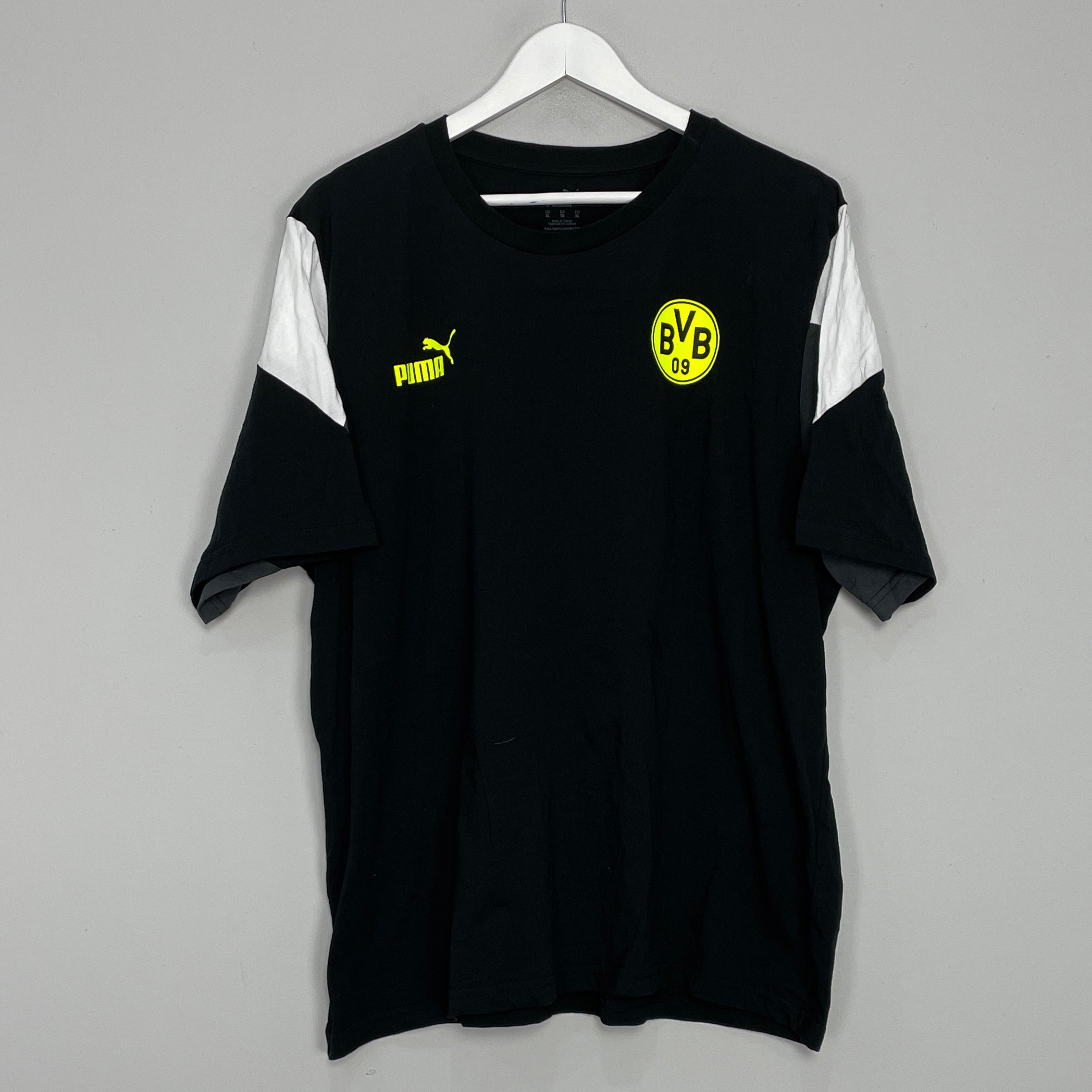 Shop 2018/19 DORTMUND T-SHIRT (XL) PUMA, classic football shirts, vintage football shirts & retro soccer jerseys at Cult Kits
