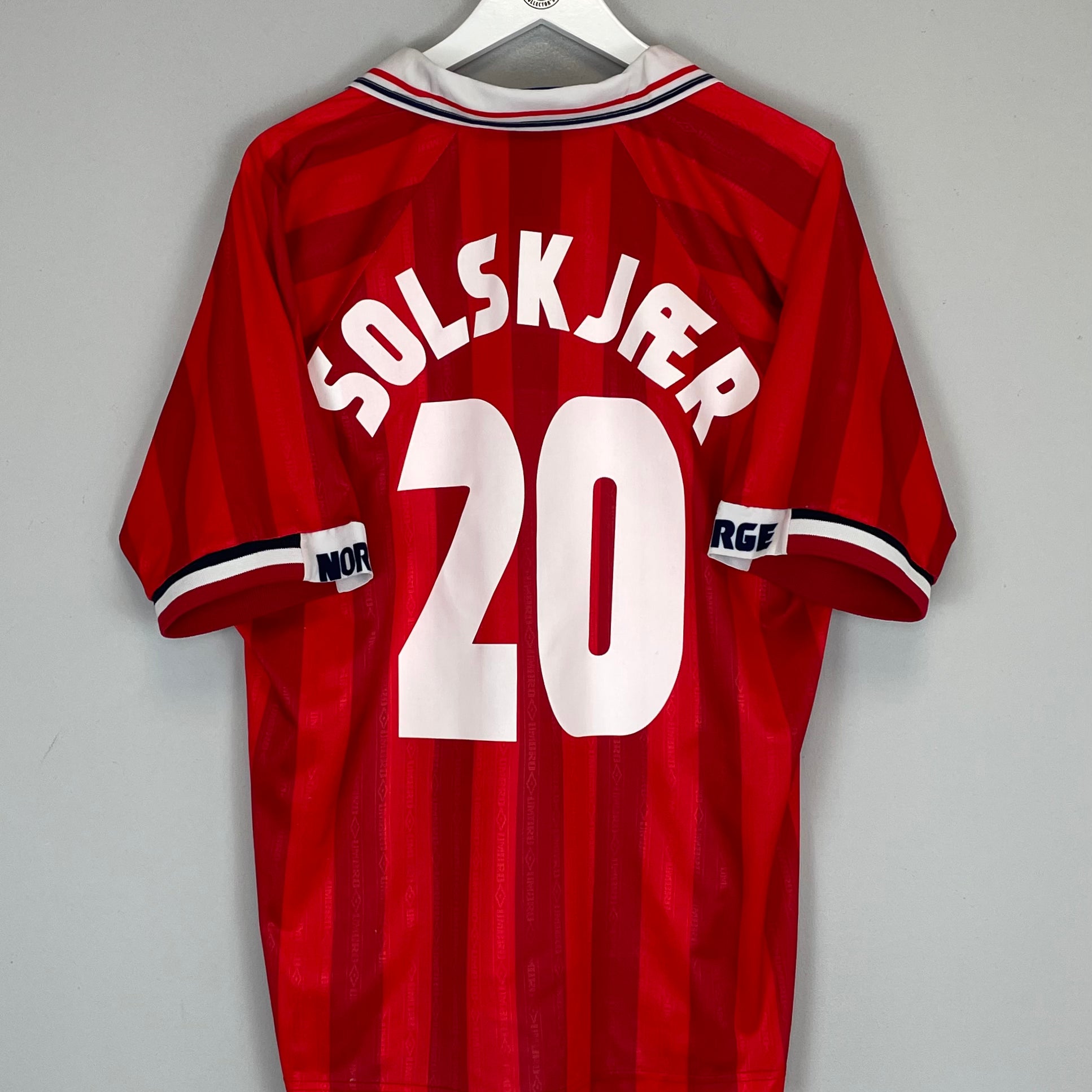 Shop 1998/00 NORWAY SOLSKJAER #20 HOME SHIRT (L) UMBRO, classic football shirts, vintage football shirts & retro soccer jerseys at Cult Kits
