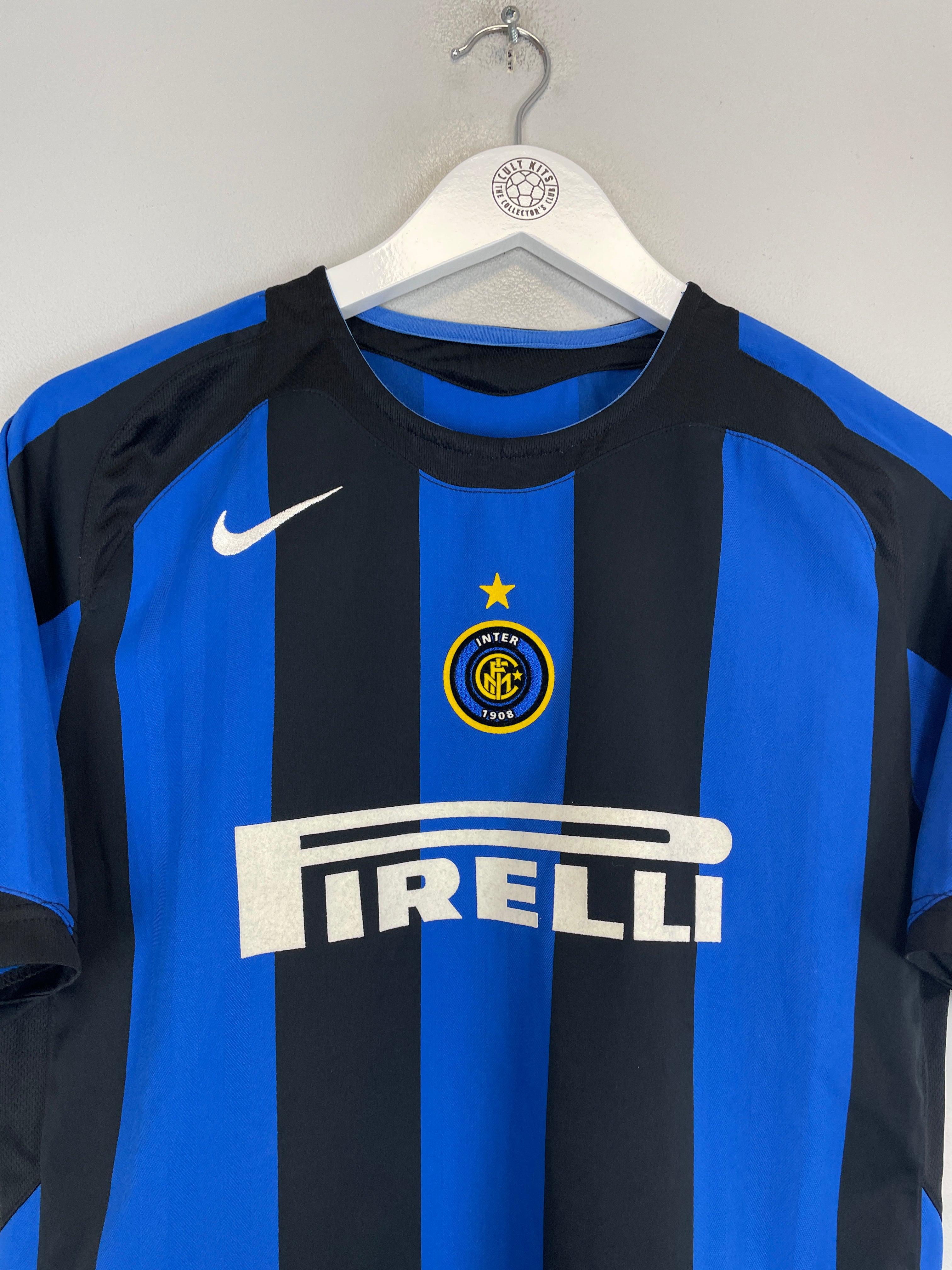 Shop 2005/06 INTER MILAN DAVIDS #8 HOME SHIRT (XL.KIDS) NIKE, classic football shirts, vintage football shirts & retro soccer jerseys at Cult Kits