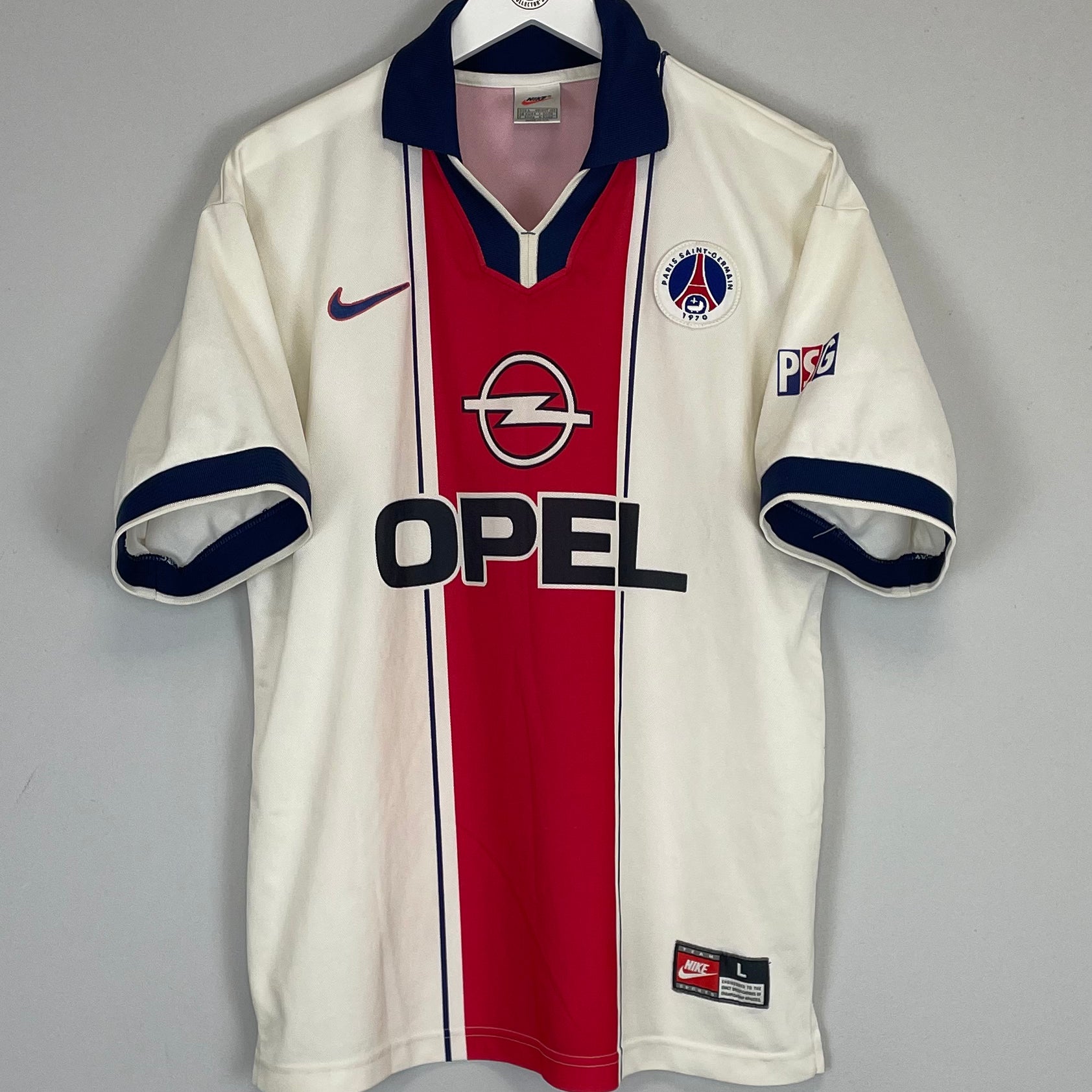 Shop 1997/98 PSG AWAY SHIRT (L) NIKE, classic football shirts, vintage football shirts & retro soccer jerseys at Cult Kits
