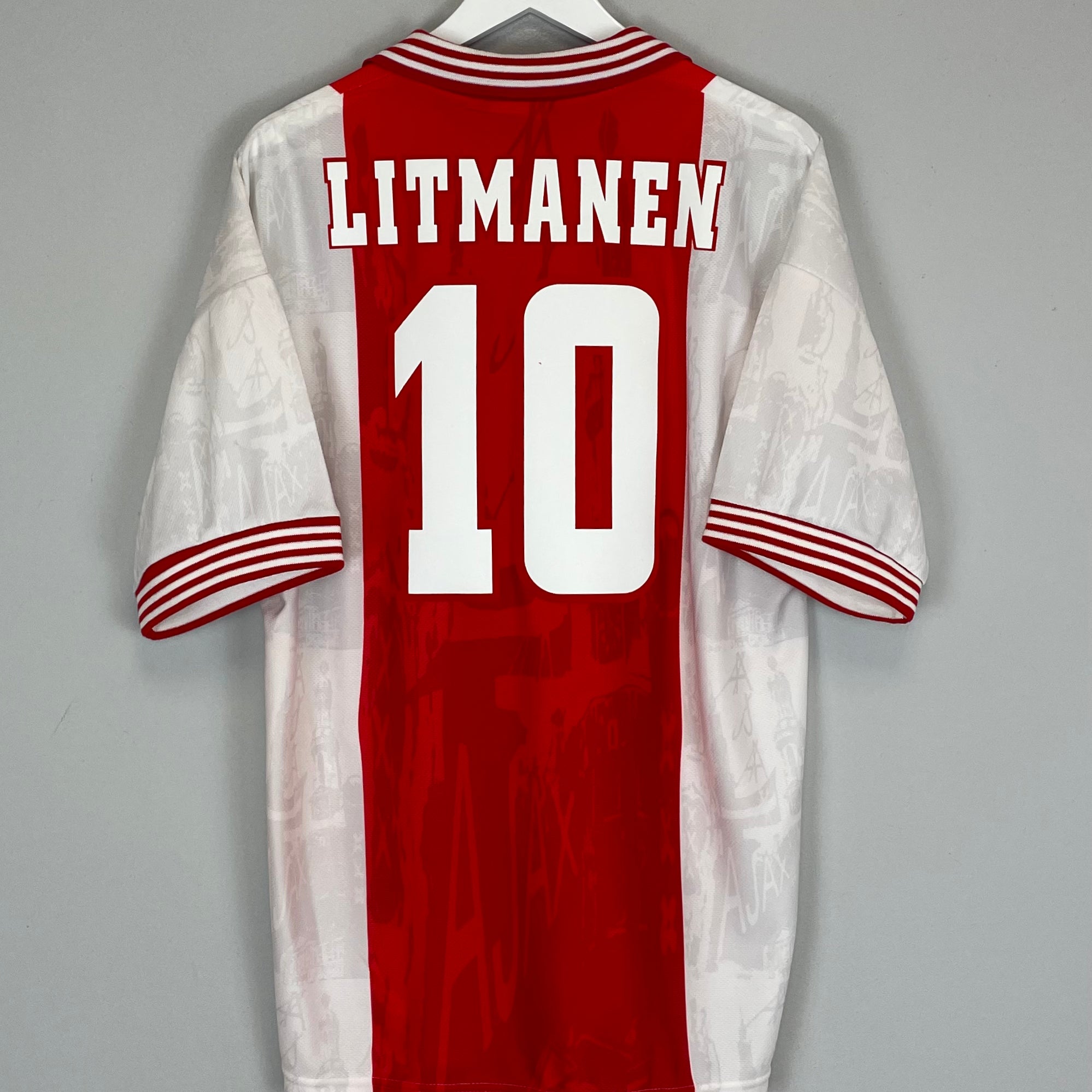 Shop 1996/97 AJAX LITMANEN #10 HOME SHIRT (L) UMBRO, classic football shirts, vintage football shirts & retro soccer jerseys at Cult Kits