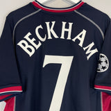 Shop 2000/01 MANCHESTER UNITED BECKHAM #7 C/L THIRD SHIRT (XL) UMBRO, classic football shirts, vintage football shirts & retro soccer jerseys at Cult Kits