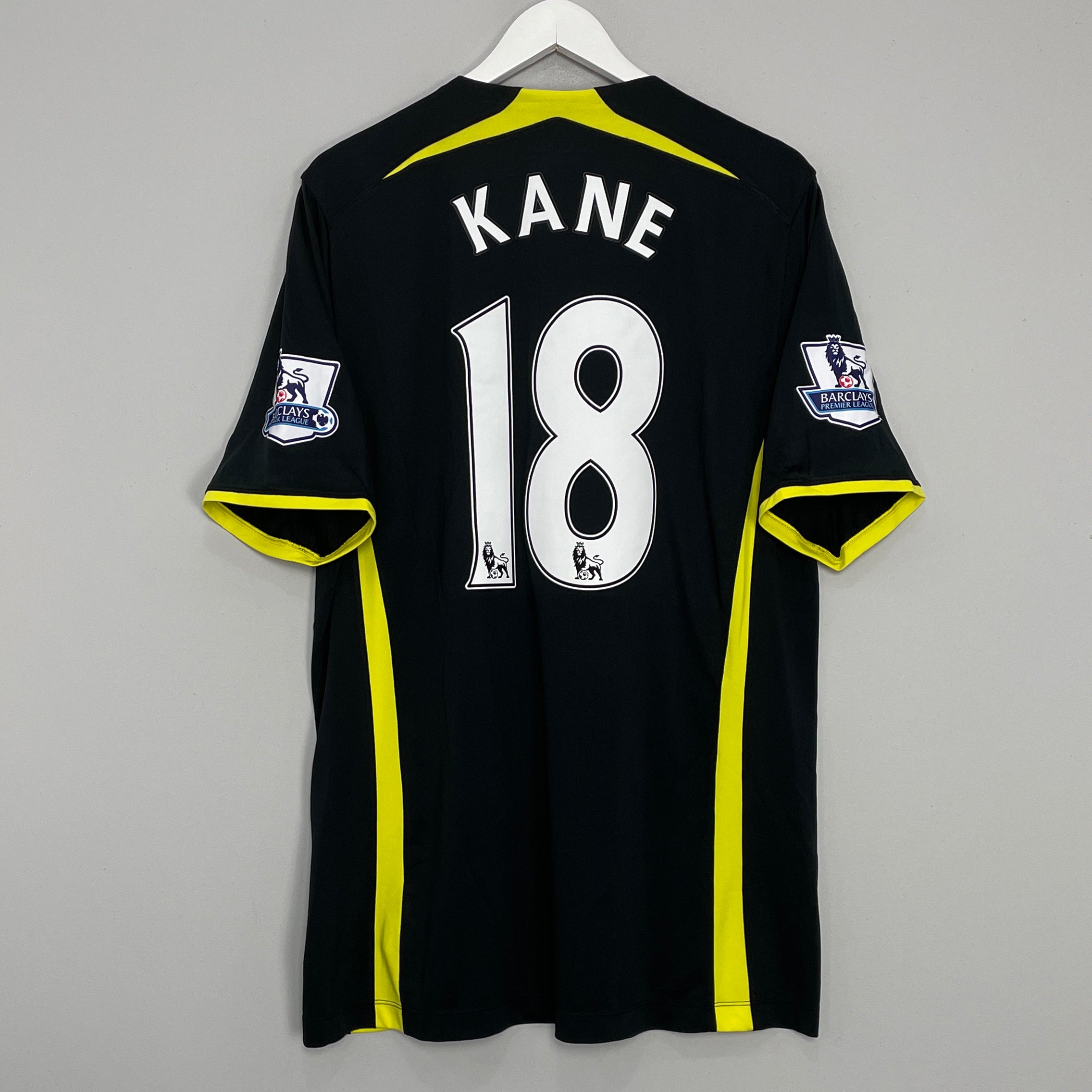 Shop 2014/15 TOTTENHAM KANE #18 AWAY SHIRT (XL) UNDER ARMOUR, classic football shirts, vintage football shirts & retro soccer jerseys at Cult Kits