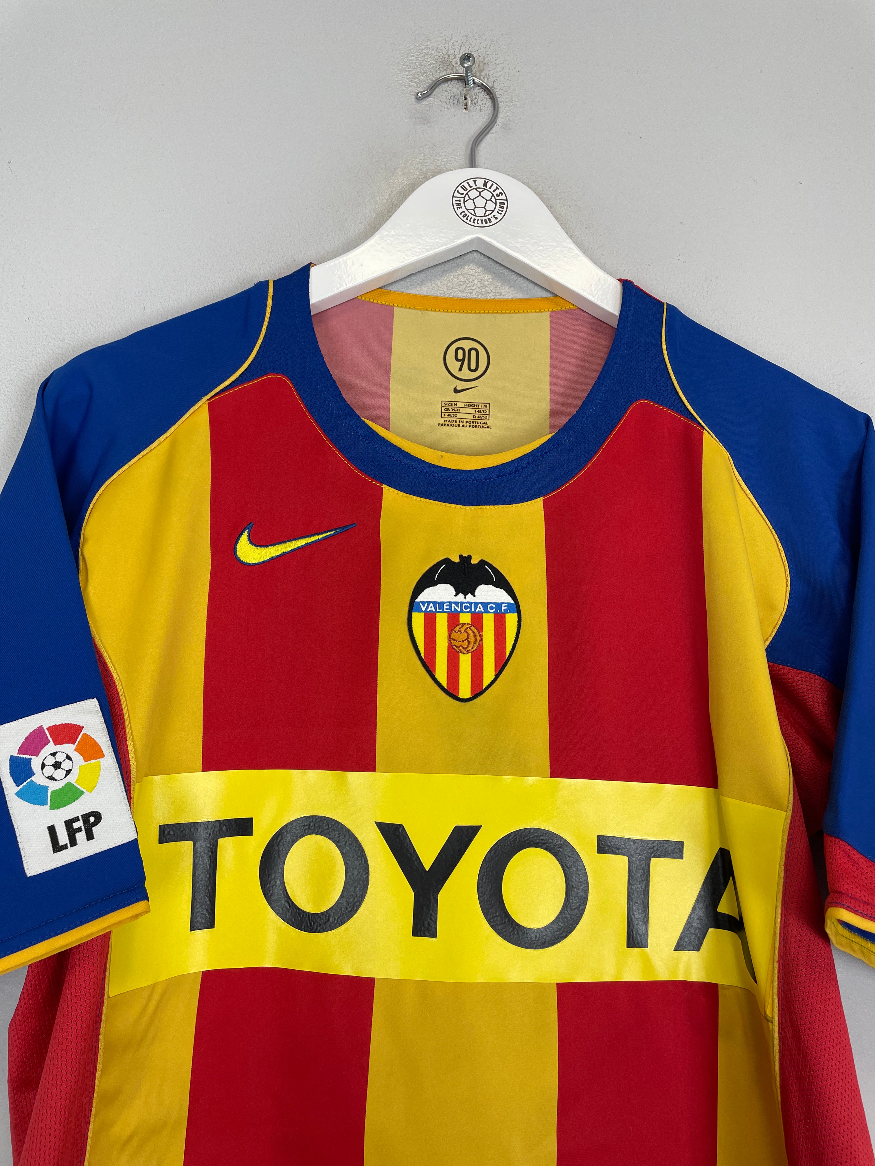 Shop 2004/05 VALENCIA AIMAR #21 THIRD SHIRT (M) NIKE, classic football shirts, vintage football shirts & retro soccer jerseys at Cult Kits