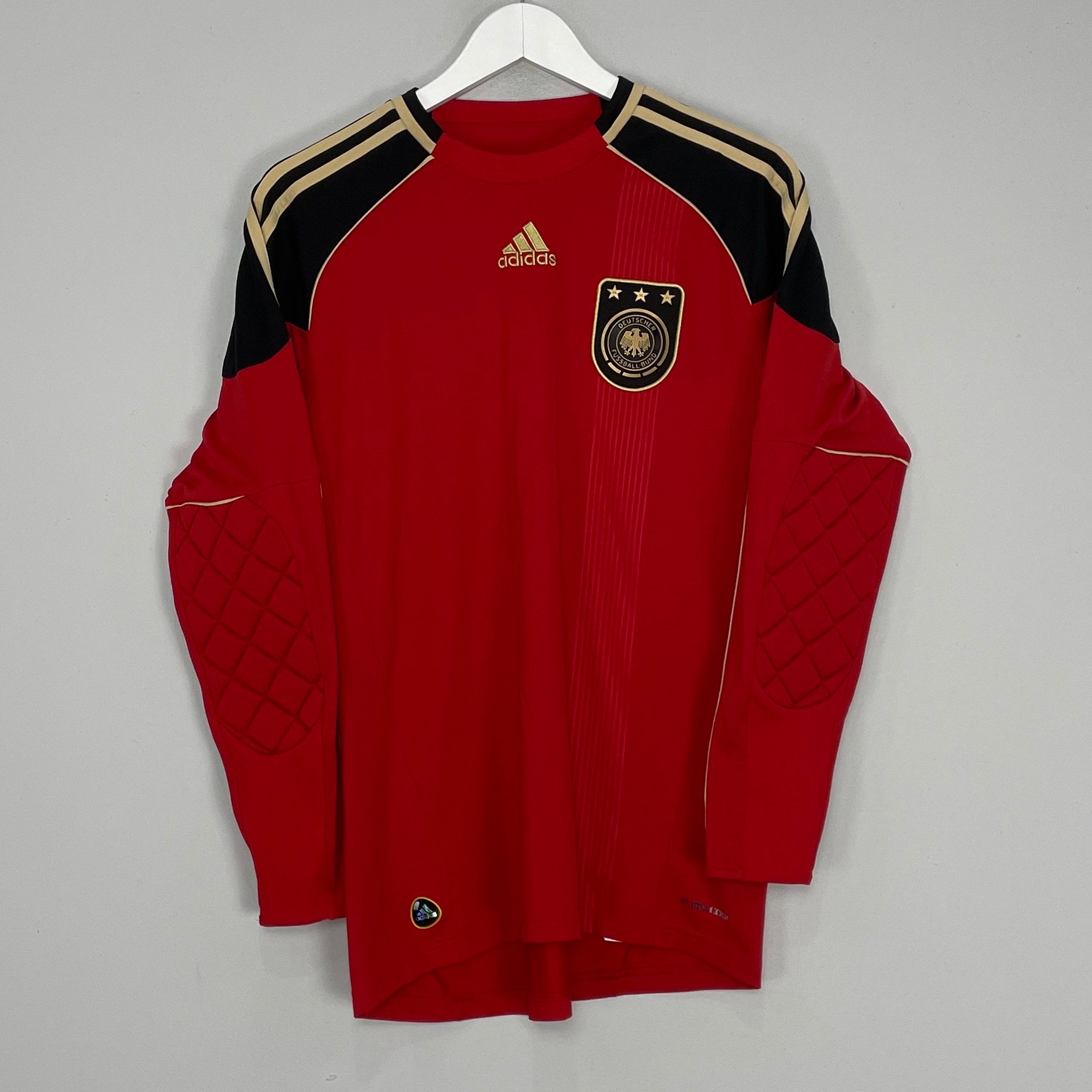Shop 2010/11 GERMANY GK SHIRT (M) ADIDAS, classic football shirts, vintage football shirts & retro soccer jerseys at Cult Kits