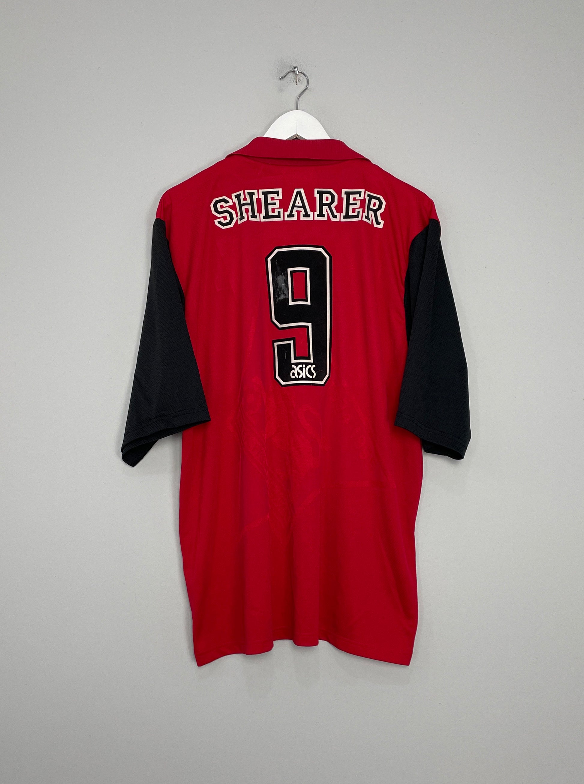 Image of the Blackburn Shearer shirt from the 1995/96 season