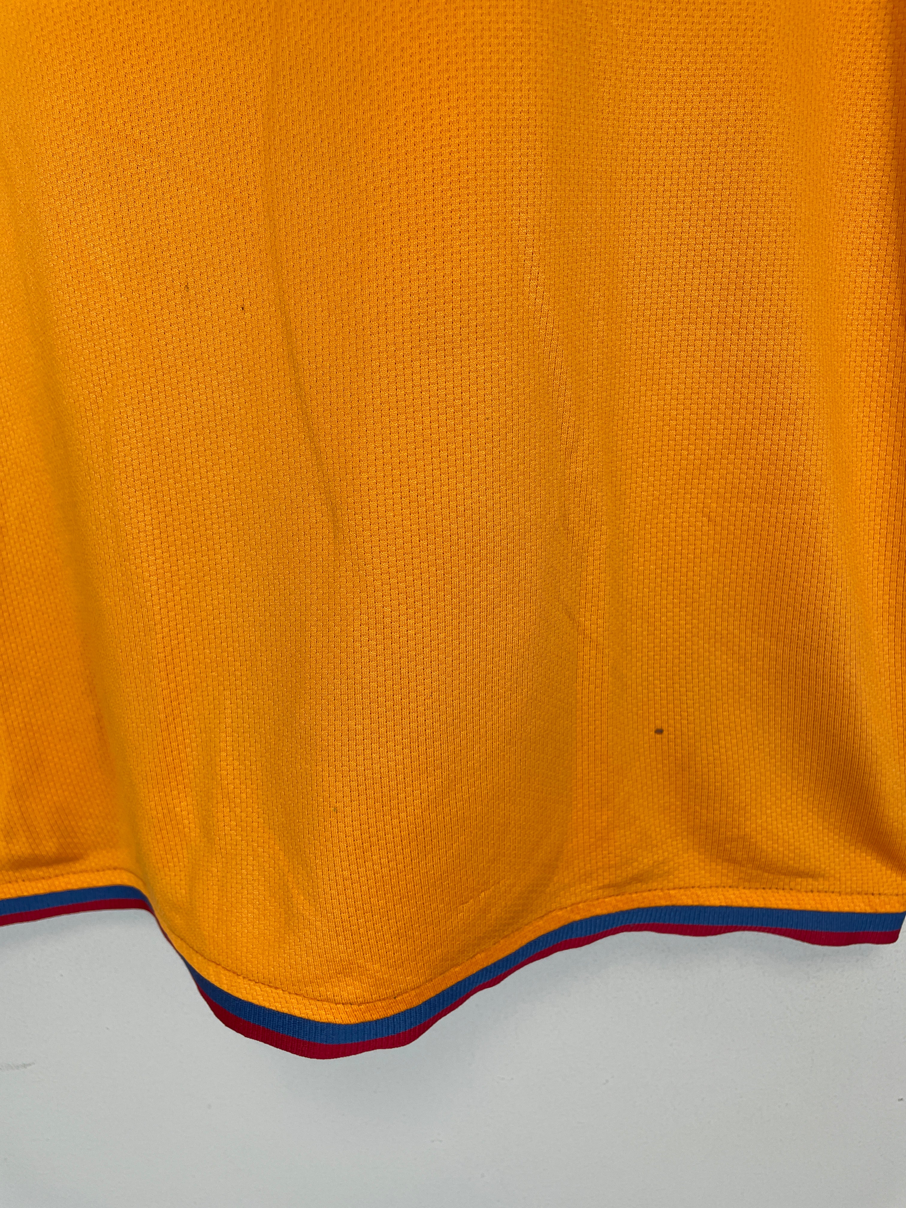 Shop 2006/08 BARCELONA RONALDINHO #10 AWAY SHIRT (L) NIKE, classic football shirts, vintage football shirts & retro soccer jerseys at Cult Kits
