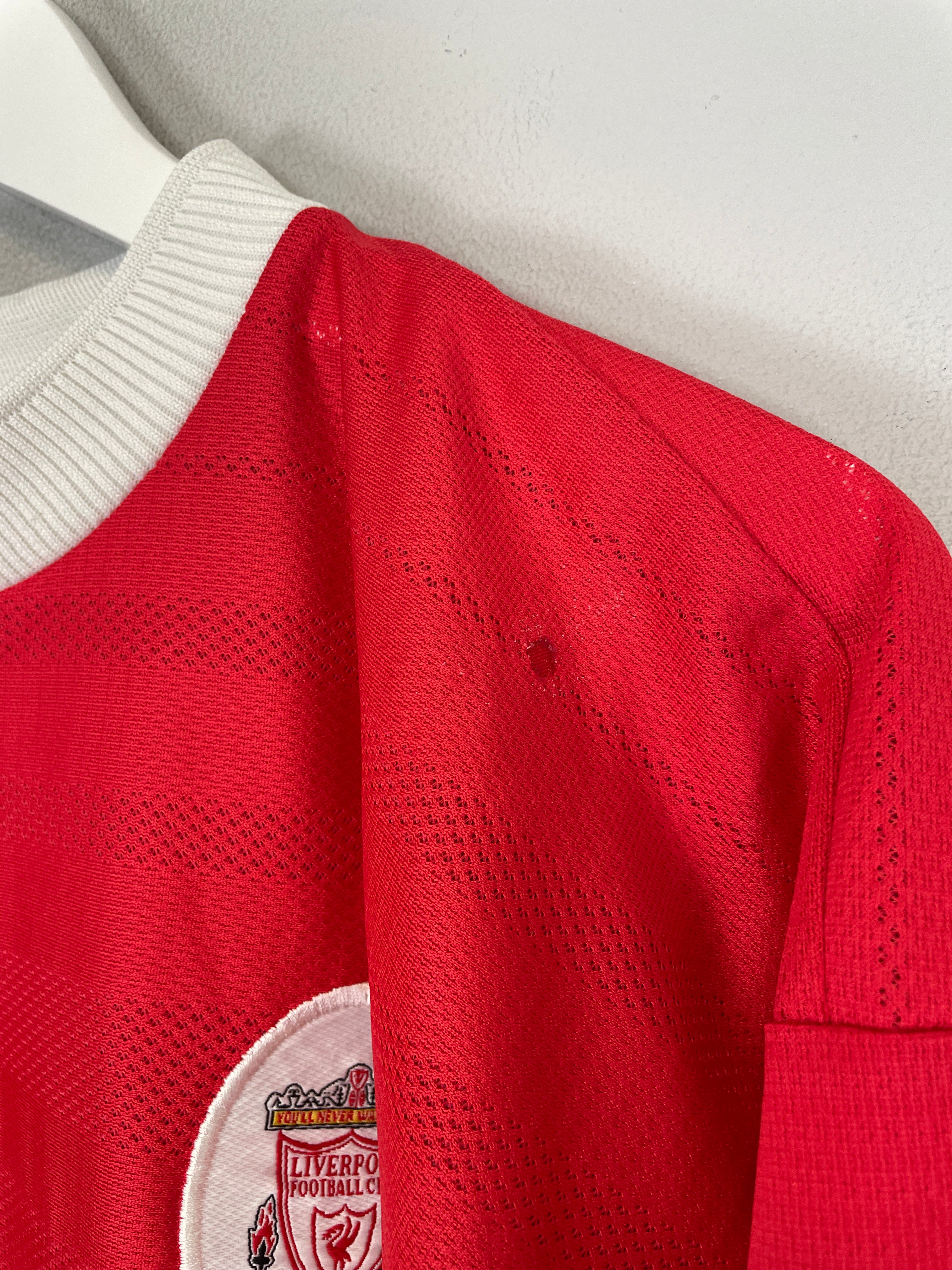 Shop 1998/00 LIVERPOOL GERRARD #28 HOME SHIRT (L) REEBOK, classic football shirts, vintage football shirts & retro soccer jerseys at Cult Kits