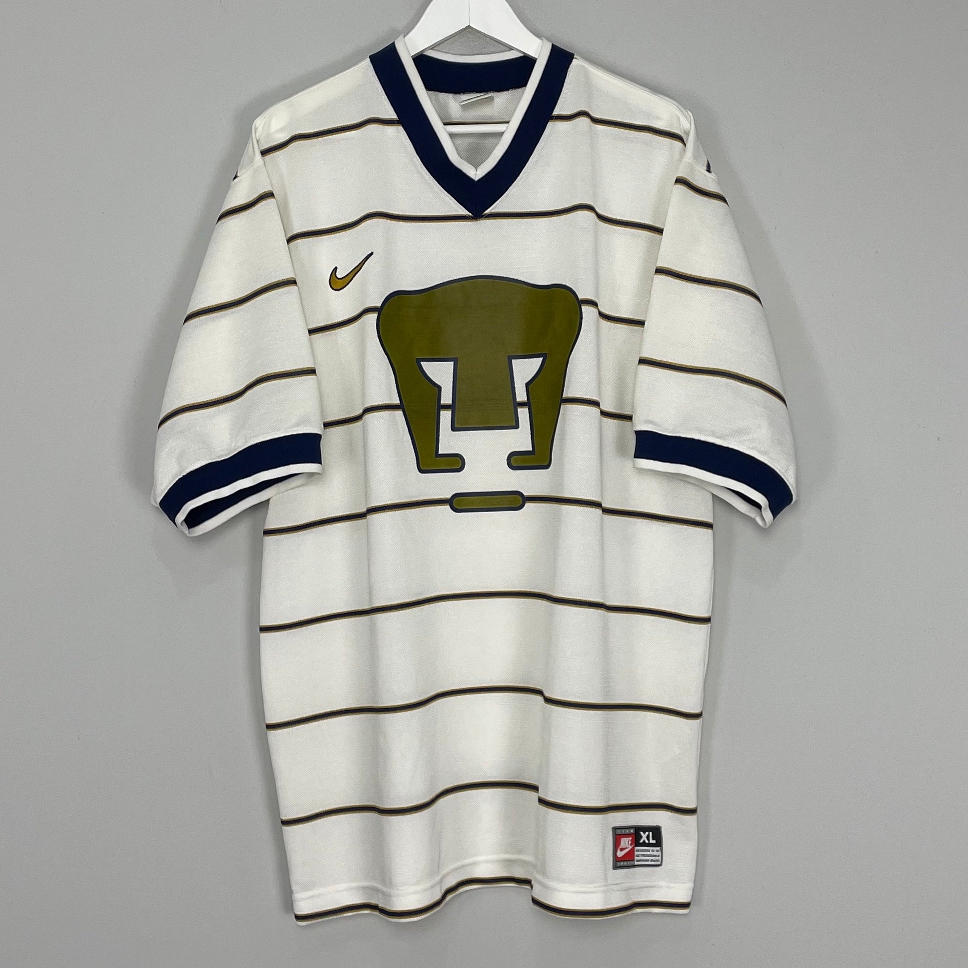 Shop 1997/98 UNAM PUMAS AWAY SHIRT (XL) NIKE, classic football shirts, vintage football shirts & retro soccer jerseys at Cult Kits
