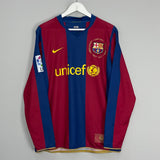 Shop 2007/08 BARCELONA RONALDINHO #10 L/S HOME SHIRT (M) NIKE, classic football shirts, vintage football shirts & retro soccer jerseys at Cult Kits