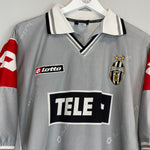 Shop 2000/01 JUVENTUS ZIDANE #21 THIRD SHIRT (XL) LOTTO, classic football shirts, vintage football shirts & retro soccer jerseys at Cult Kits