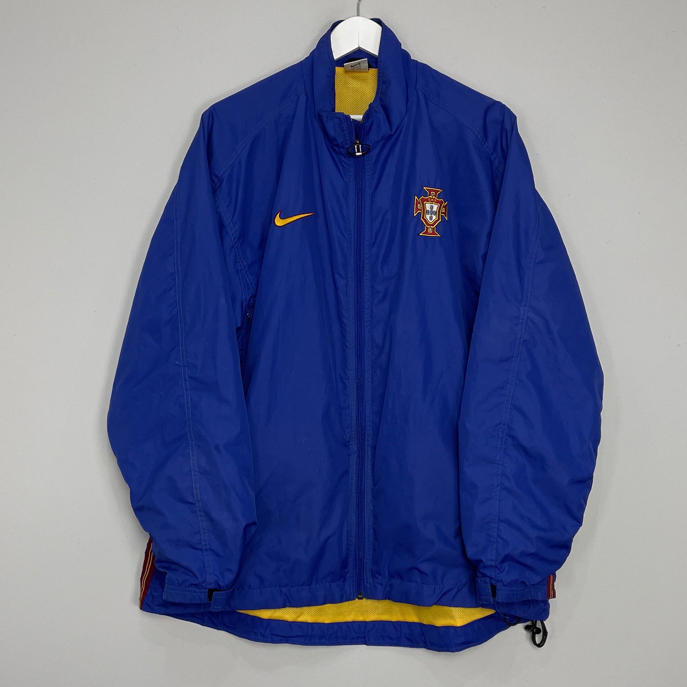 Shop 2003/04 PORTUGAL TRAINING JACKET (L) NIKE, classic football shirts, vintage football shirts & retro soccer jerseys at Cult Kits