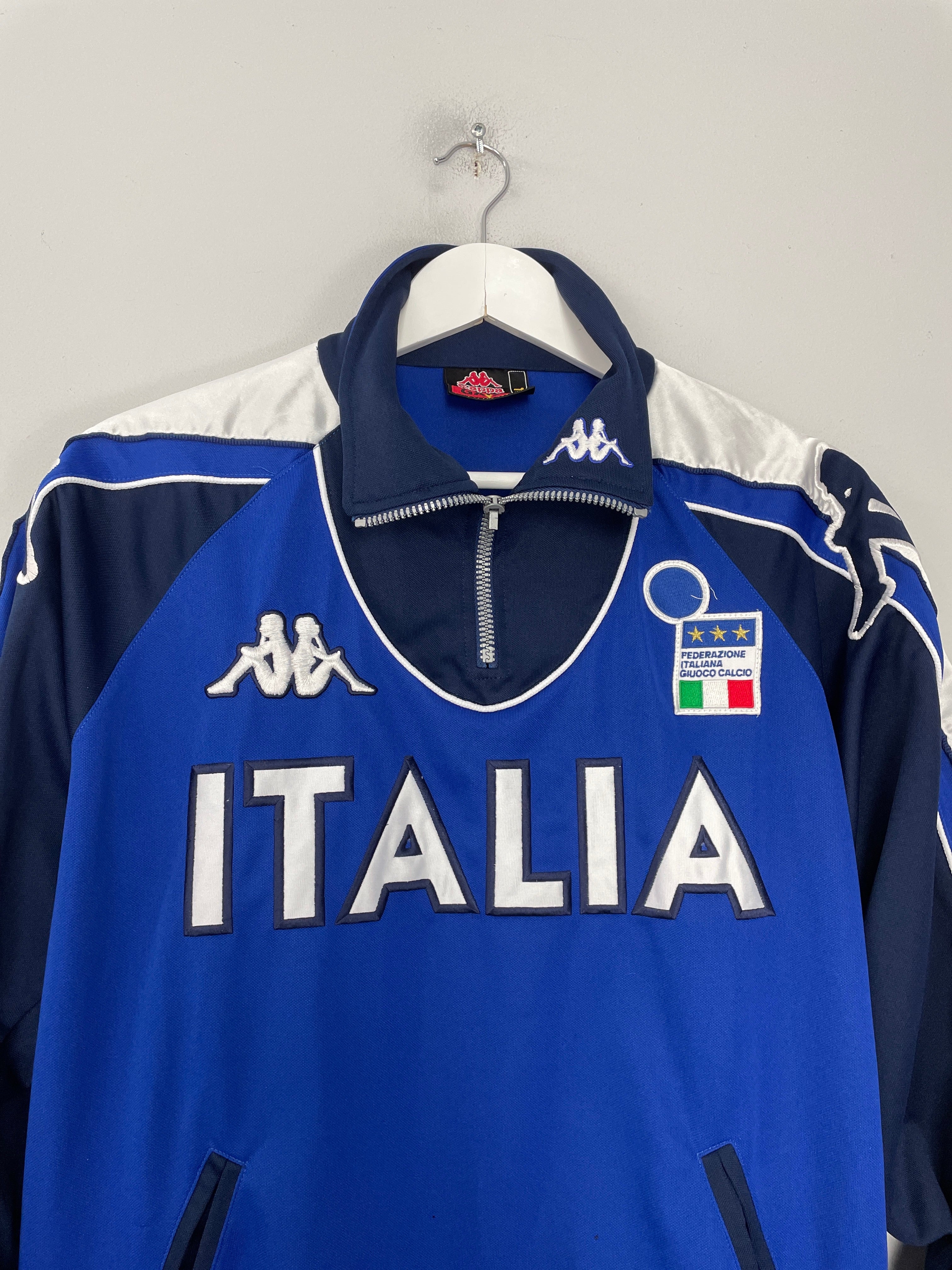 Shop 1999/00 ITALY TRACK JACKET (L) KAPPA, classic football shirts, vintage football shirts & retro soccer jerseys at Cult Kits