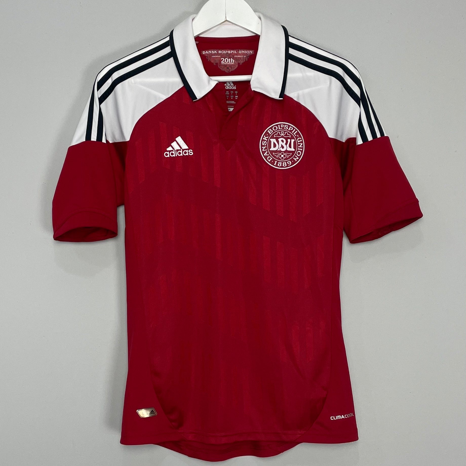 Shop 2012/13 DENMARK HOME SHIRT (S) ADIDAS, classic football shirts, vintage football shirts & retro soccer jerseys at Cult Kits