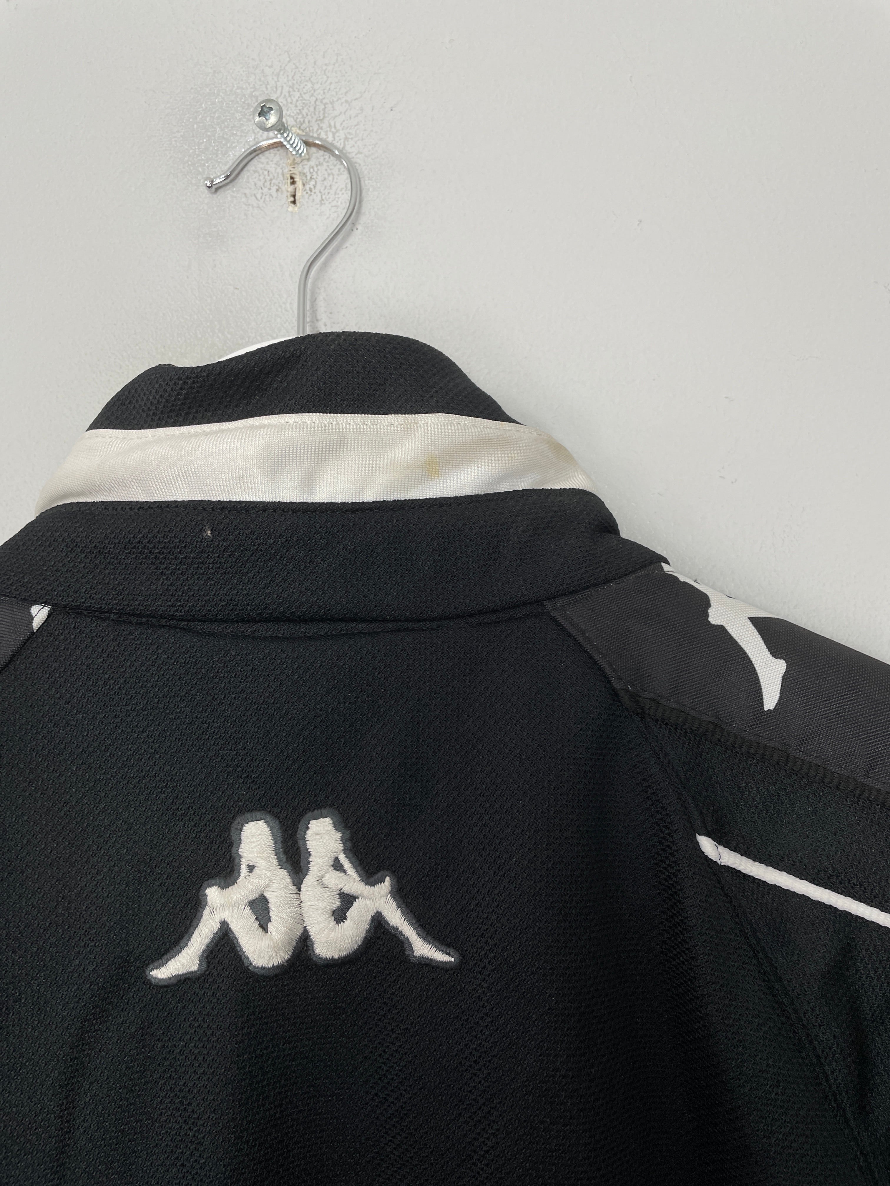 Shop 1999/00 JUVENTUS FULL TRACKSUIT (XXL) KAPPA, classic football shirts, vintage football shirts & retro soccer jerseys at Cult Kits