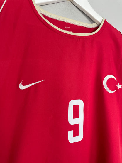 2002/04 TURKEY HAKAN SUKUR #9 HOME SHIRT (L) NIKE