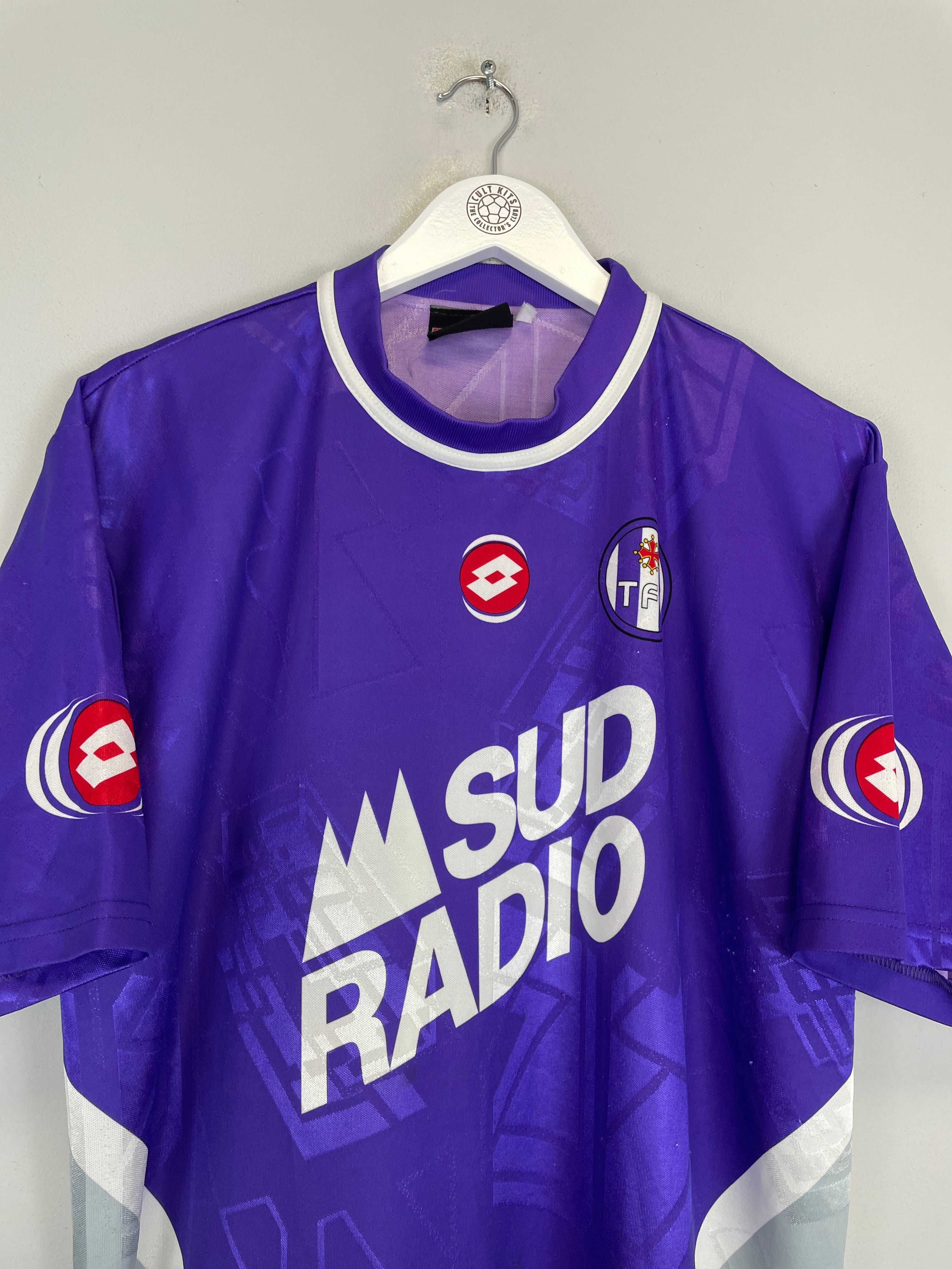 Shop 2003/04 TOULOUSE HOME SHIRT (XL) LOTTO, classic football shirts, vintage football shirts & retro soccer jerseys at Cult Kits