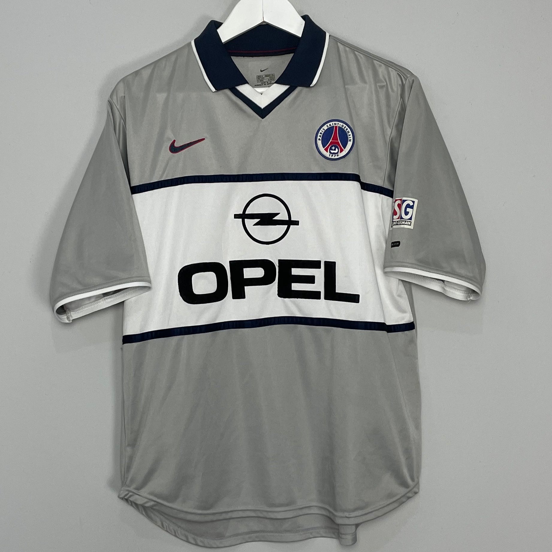 Shop 2000/01 PSG AWAY SHIRT (M) NIKE, classic football shirts, vintage football shirts & retro soccer jerseys at Cult Kits