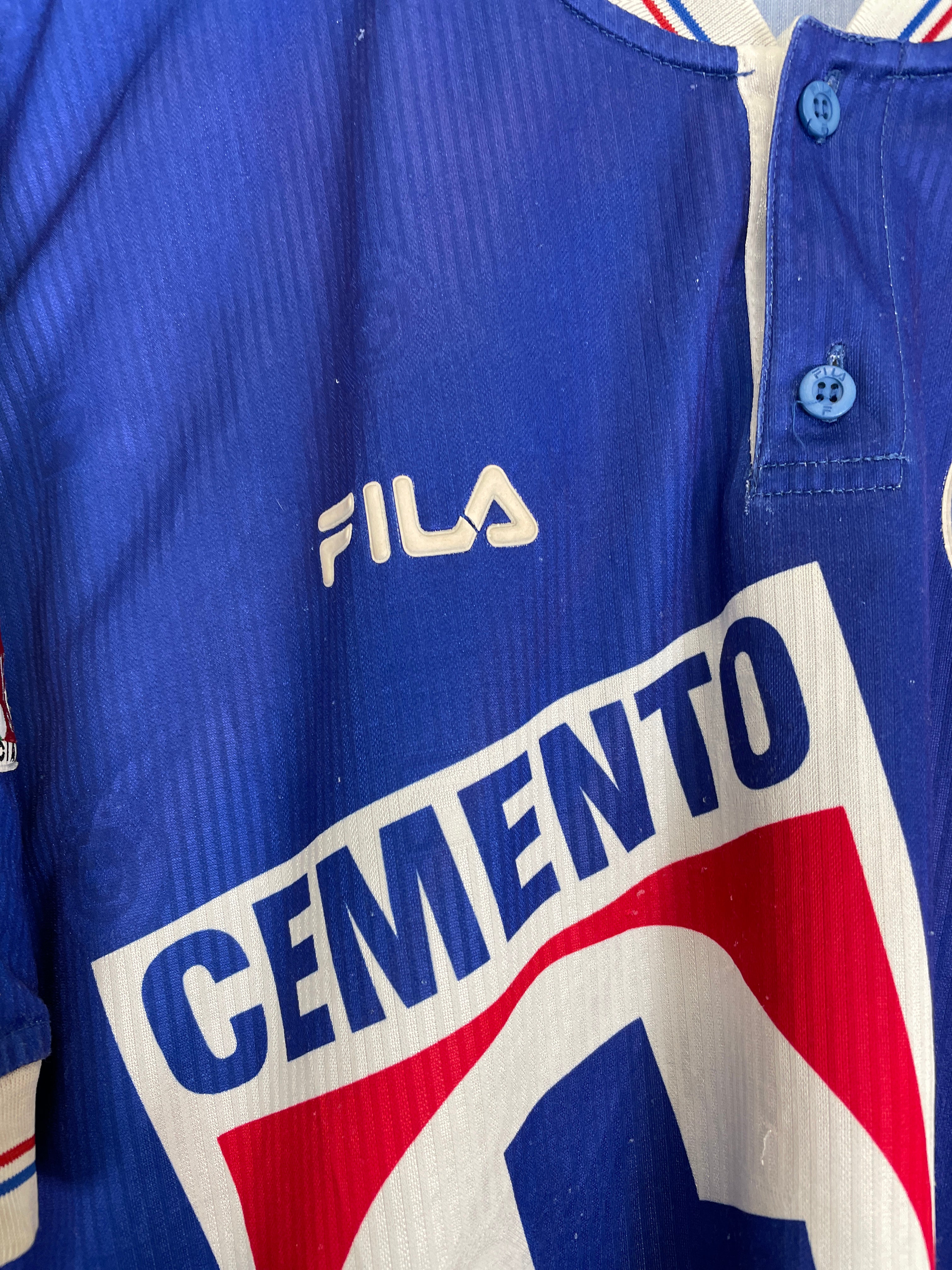 Shop 1998/99 CRUZ AZUL HOME SHIRT (L) FILA, classic football shirts, vintage football shirts & retro soccer jerseys at Cult Kits