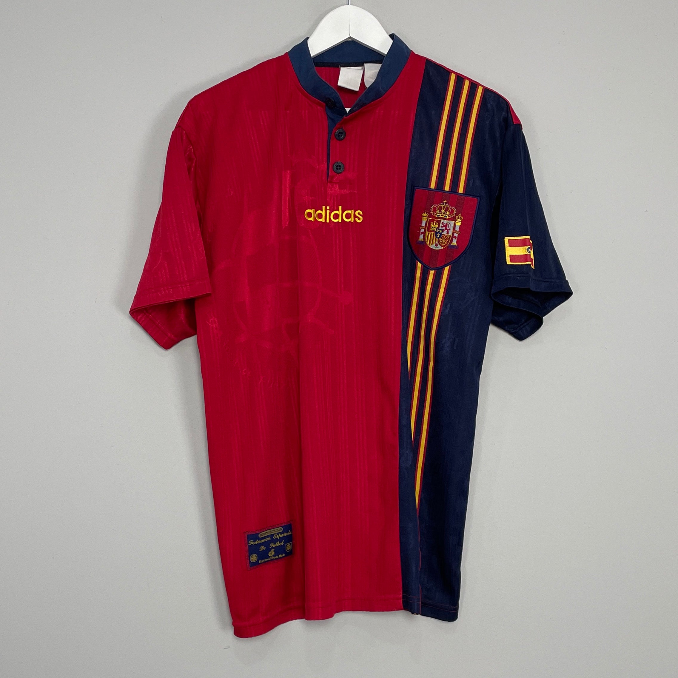 Shop 1996/98 SPAIN HOME SHIRT (M) ADIDAS, classic football shirts, vintage football shirts & retro soccer jerseys at Cult Kits